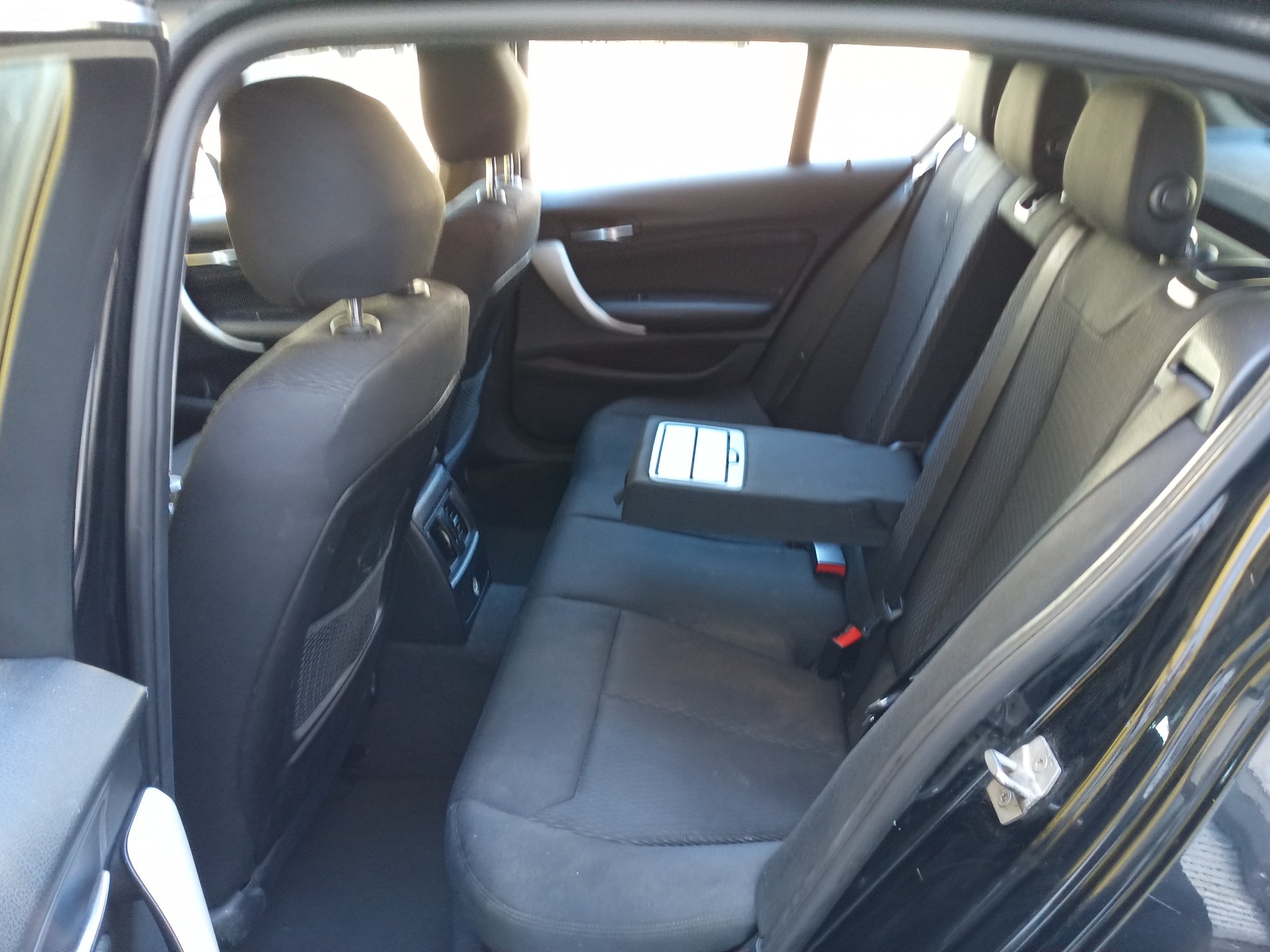BMW 118d Urban Line Steptronic-image-12