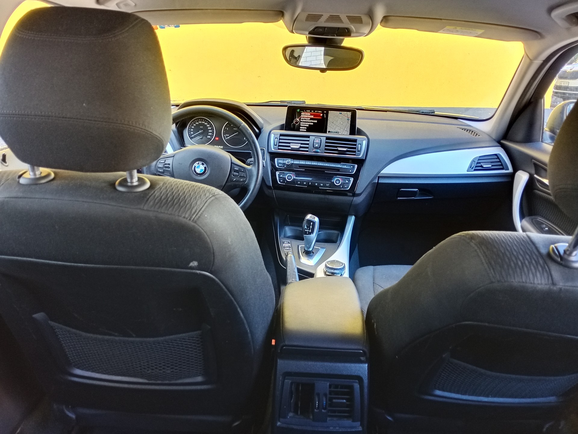 BMW 118d Urban Line Steptronic-image-10