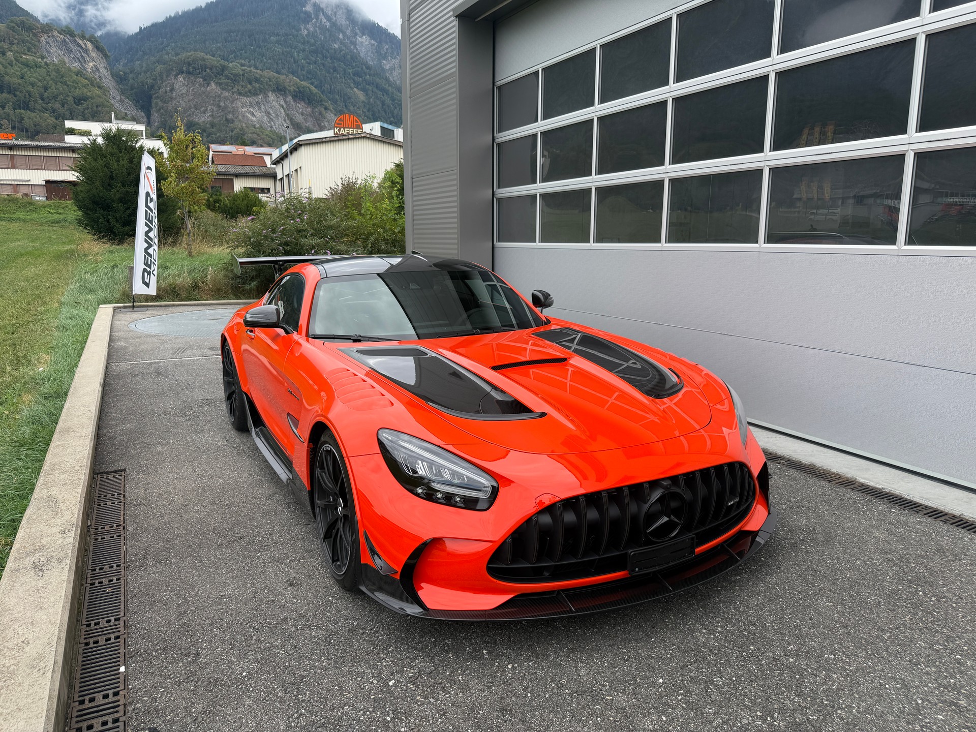 MERCEDES-BENZ AMG GT Black Series-image-1