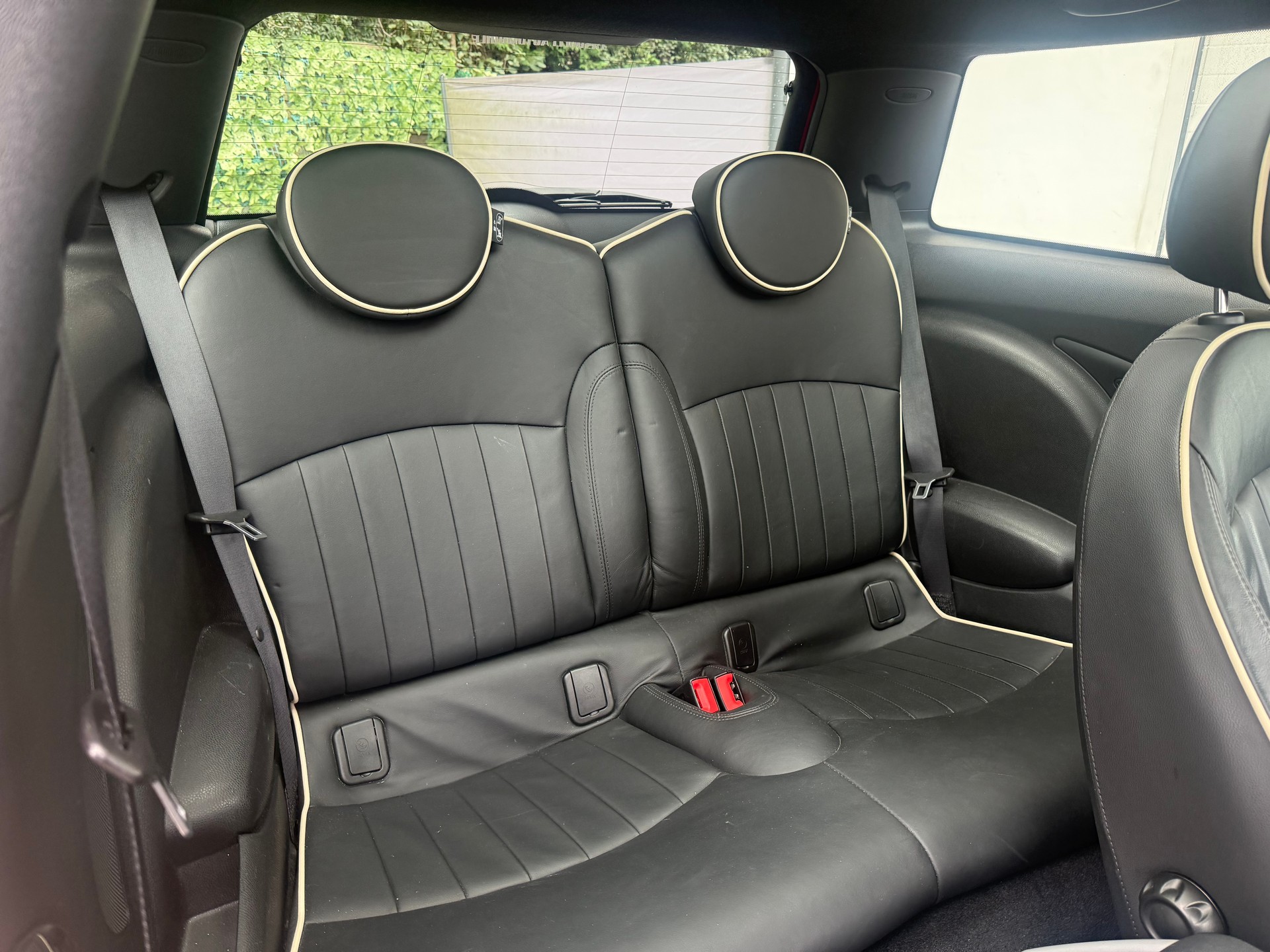 MINI Cooper John Cooper Works-image-14