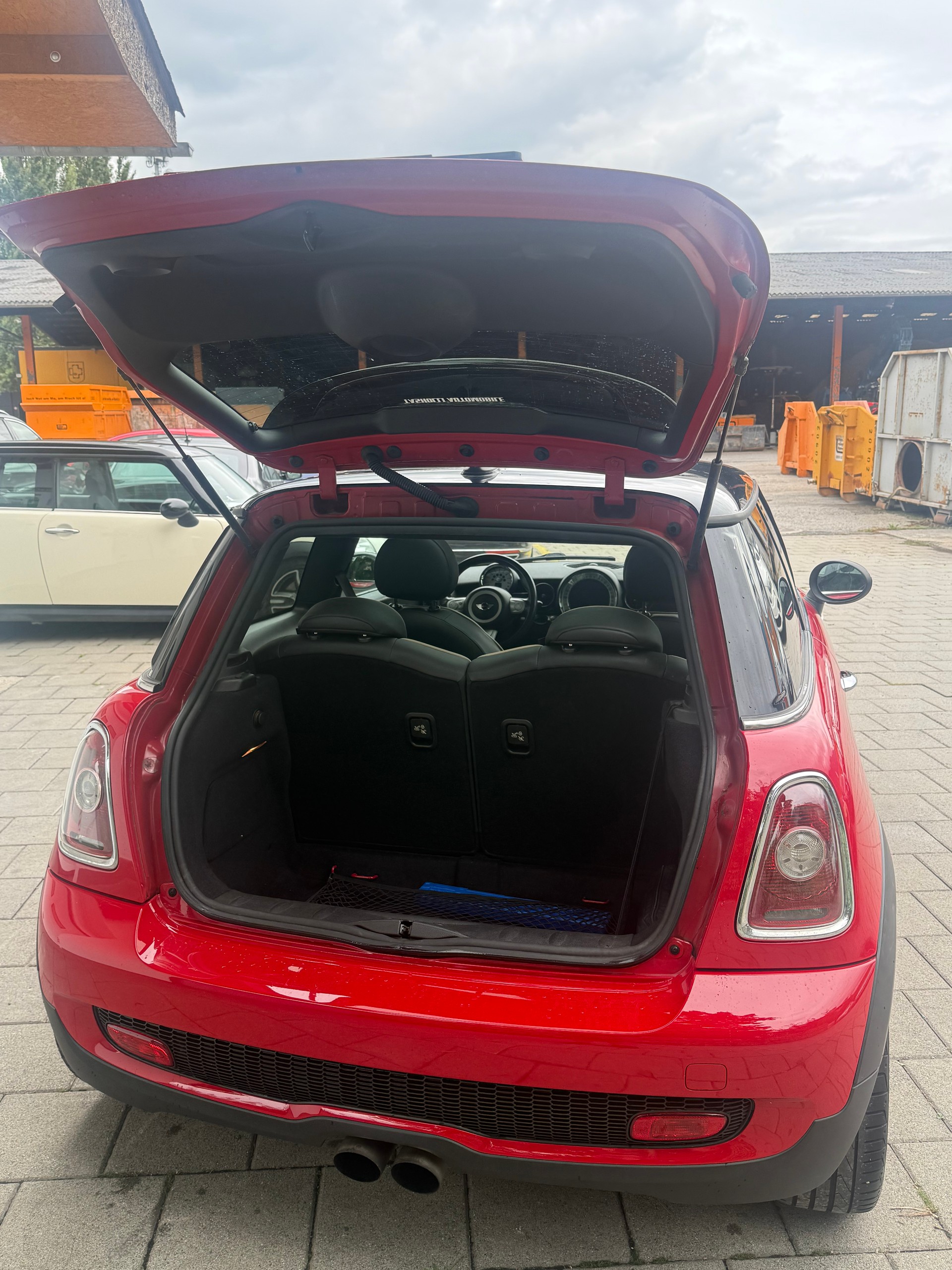 MINI Cooper John Cooper Works-image-6