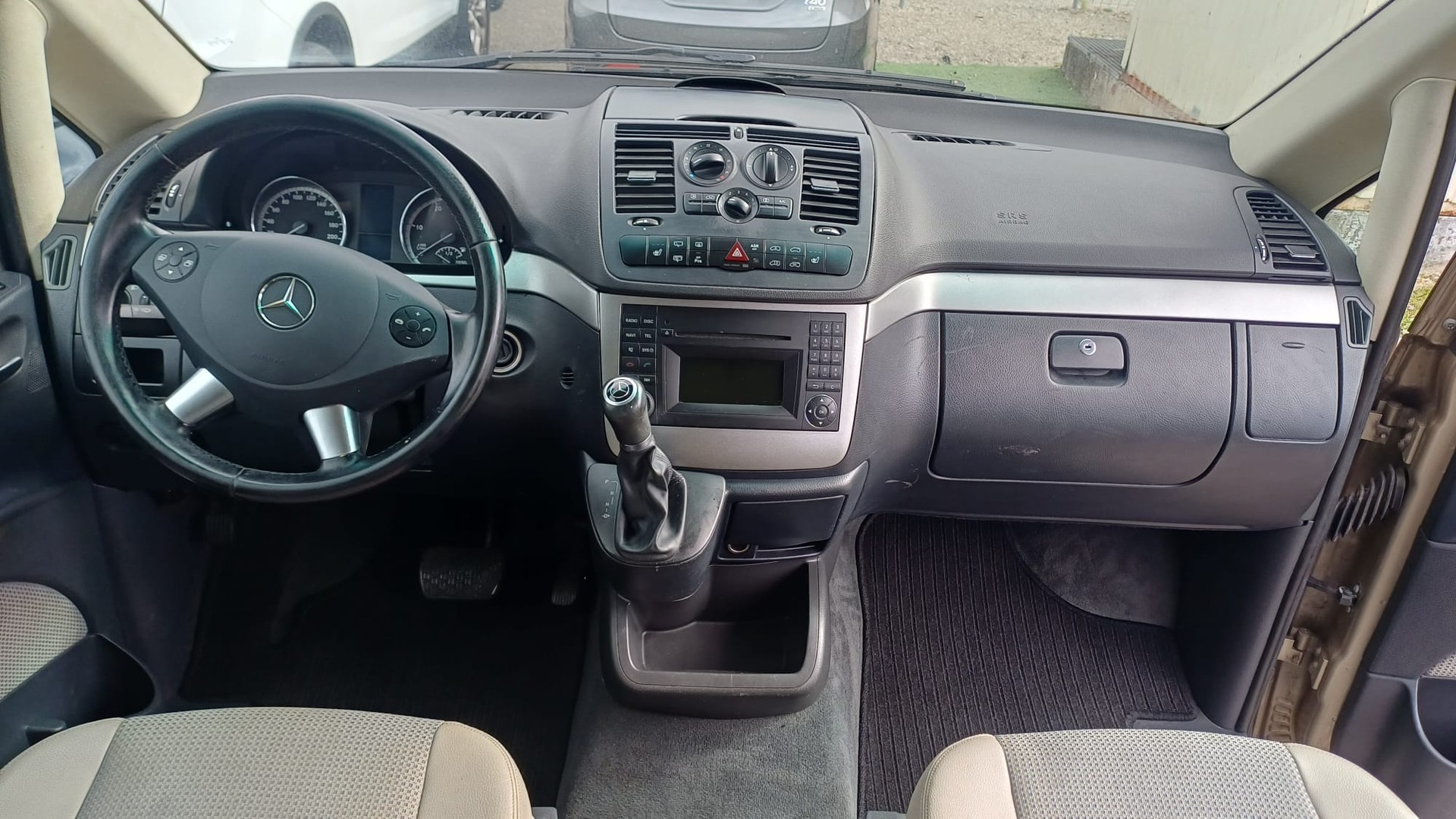 MERCEDES-BENZ Viano 2.2 CDI Blue Eff. Trend Ed. 4Matic A-image-10