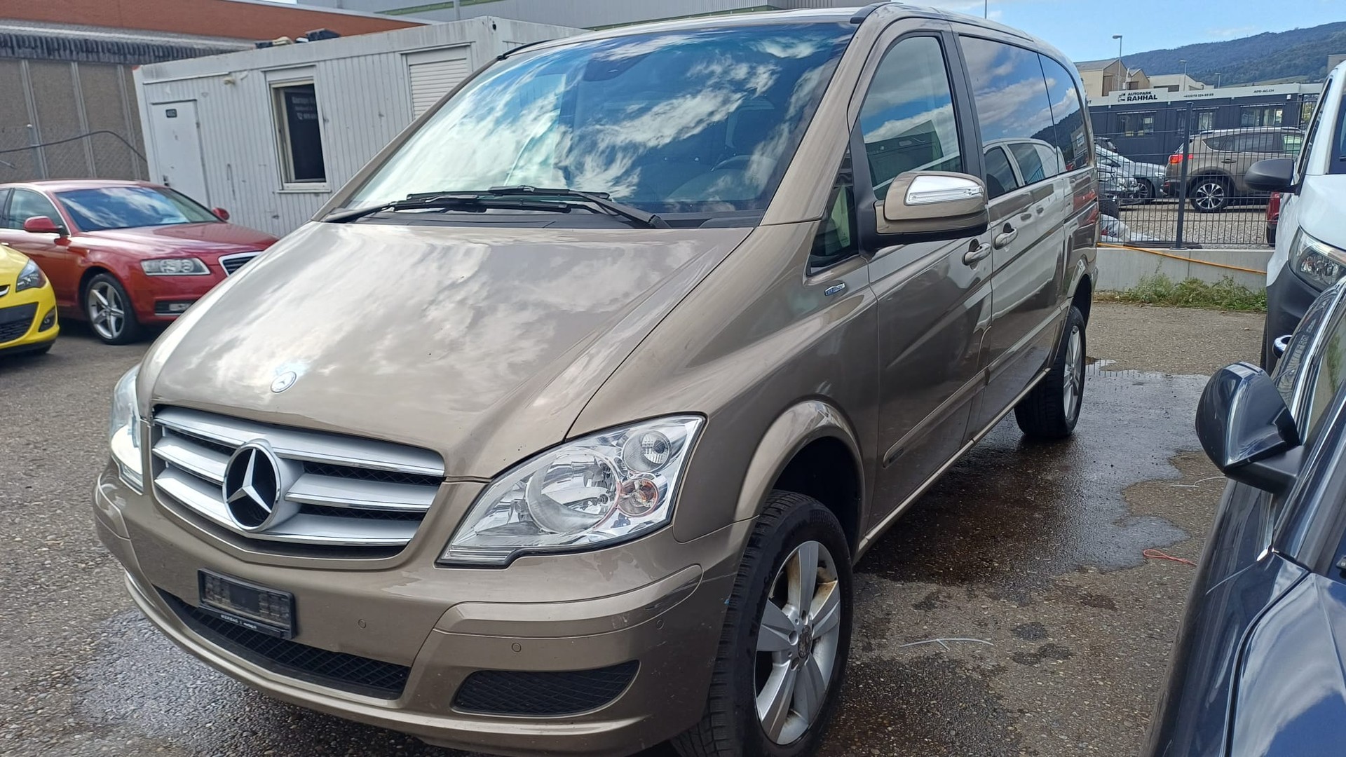 MERCEDES-BENZ Viano 2.2 CDI Blue Eff. Trend Ed. 4Matic A-image-2