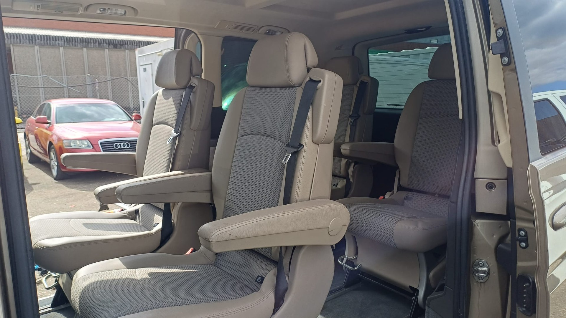 MERCEDES-BENZ Viano 2.2 CDI Blue Eff. Trend Ed. 4Matic A-image-11