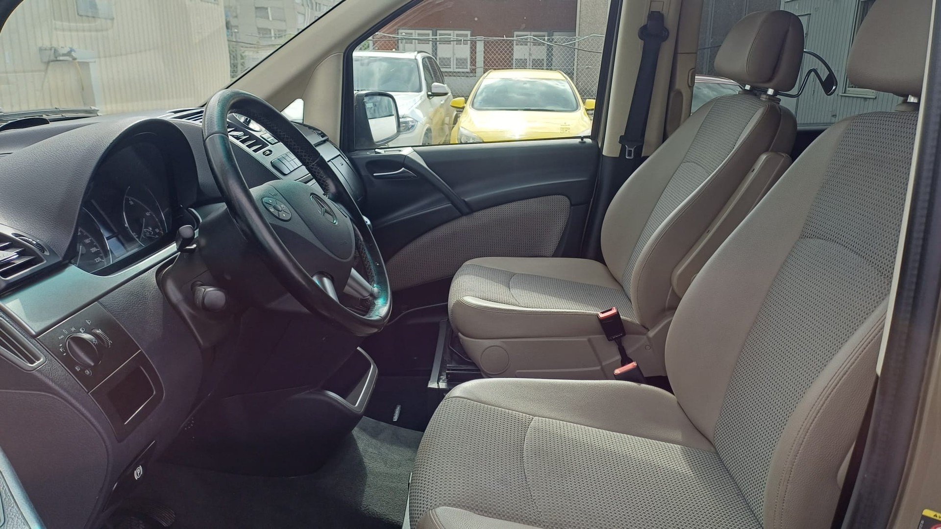 MERCEDES-BENZ Viano 2.2 CDI Blue Eff. Trend Ed. 4Matic A-image-7