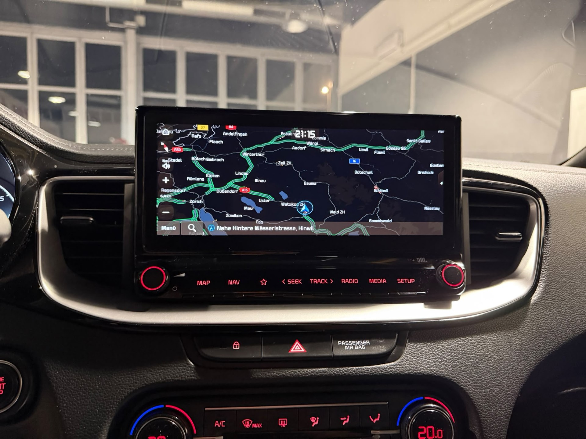 KIA XCeed 1.5 T-GDi MHEV Black Edition-image-16