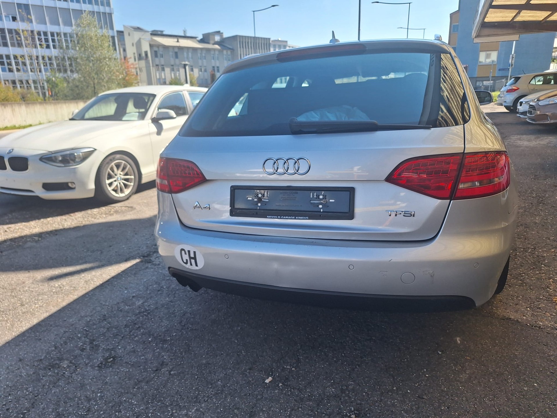 AUDI A4 Avant 1.8 TFSI multitronic-image-3