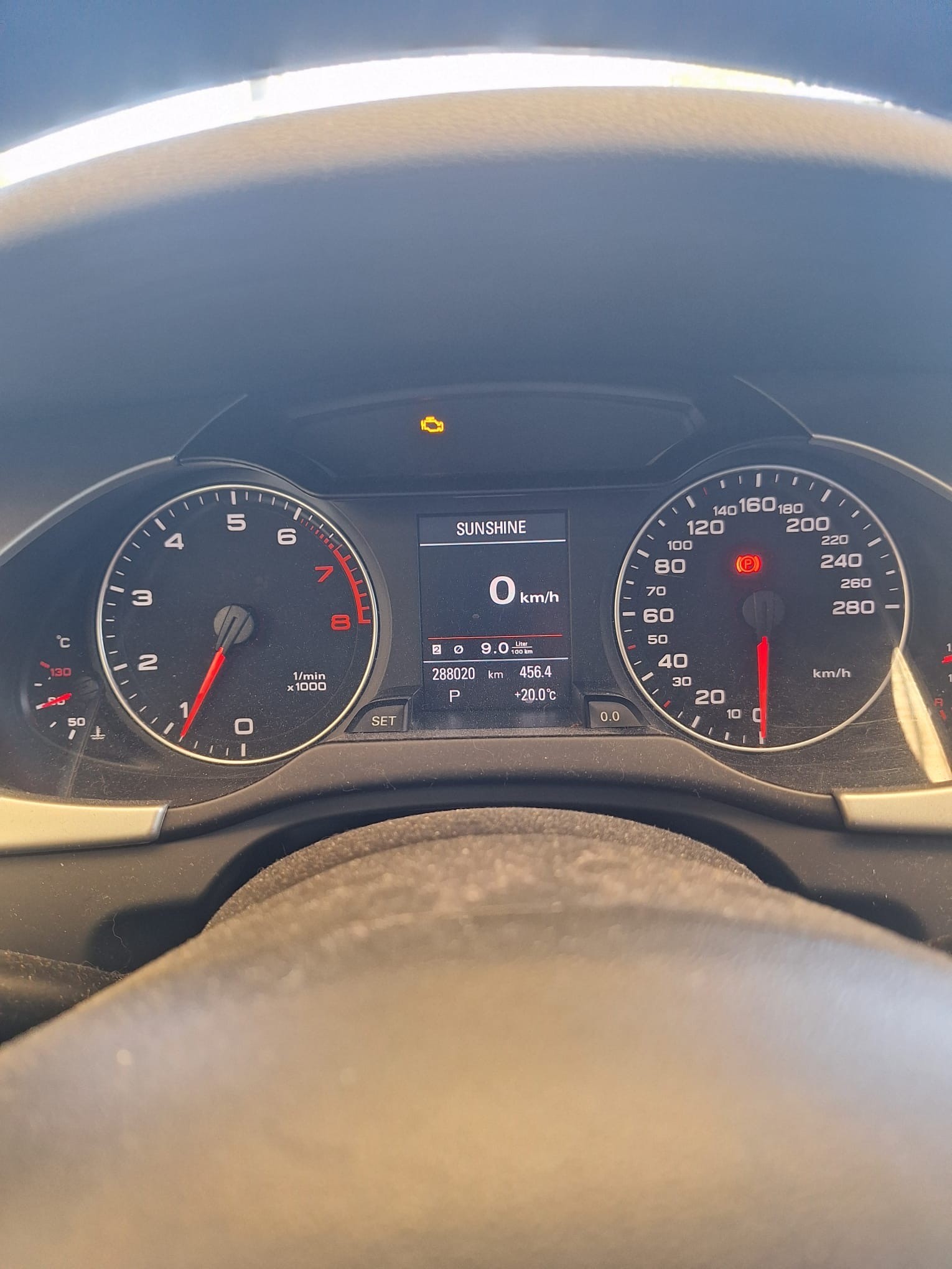 AUDI A4 Avant 1.8 TFSI multitronic-image-12