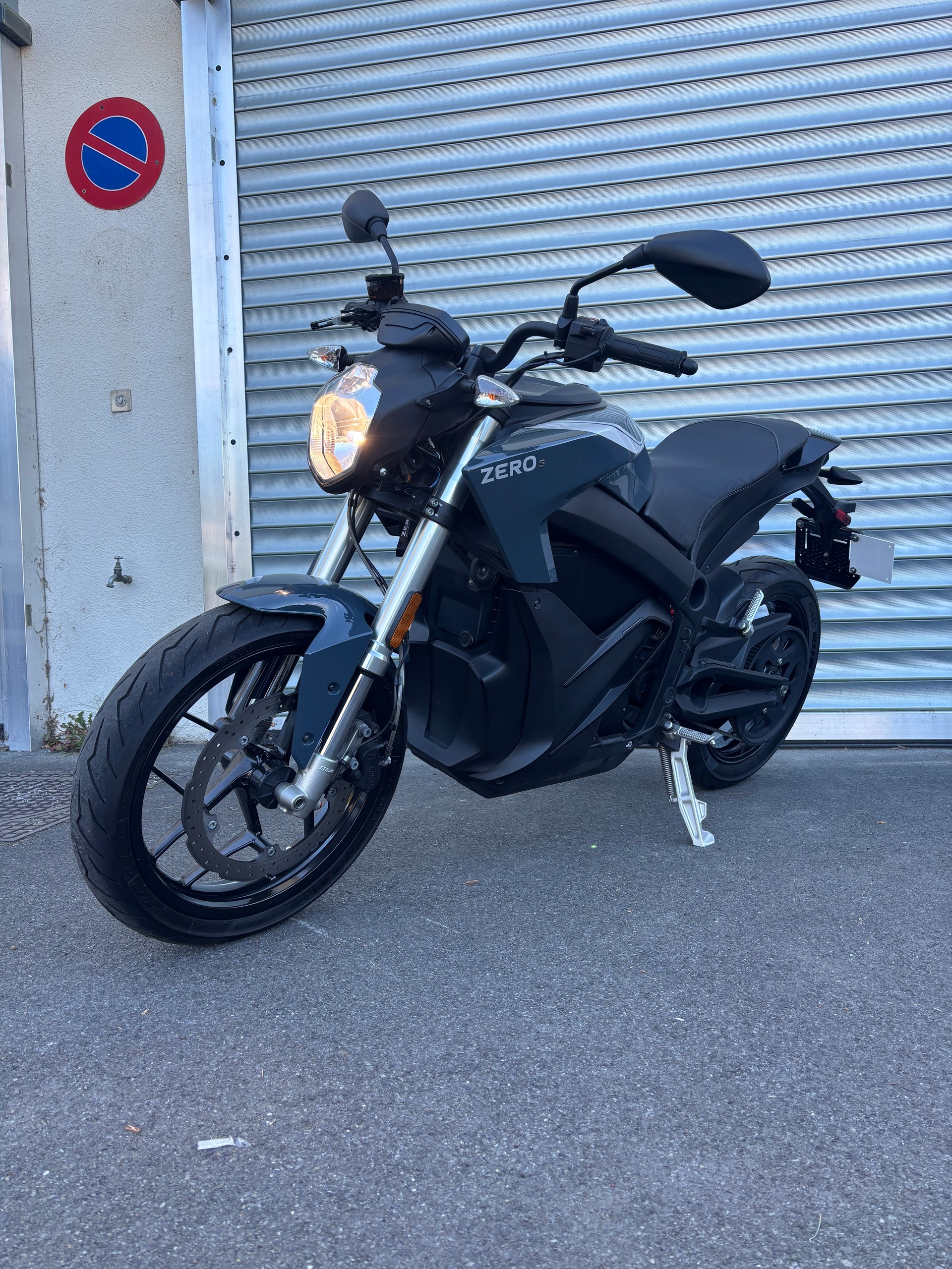 ZERO S ZF 14.4-showroom-element-2