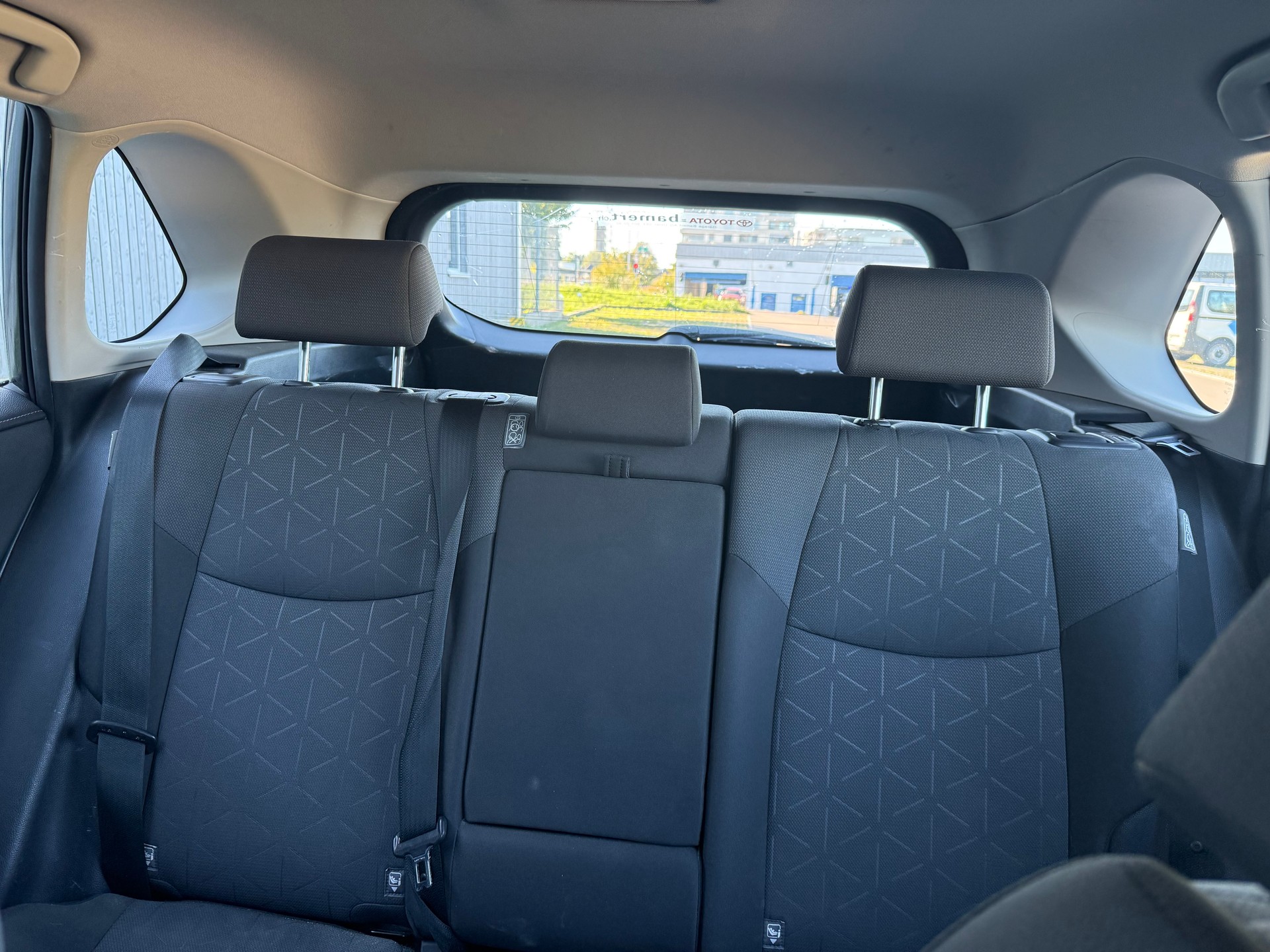 TOYOTA RAV-4 2.5 HSD Trend e-CVT 4WD-image-17