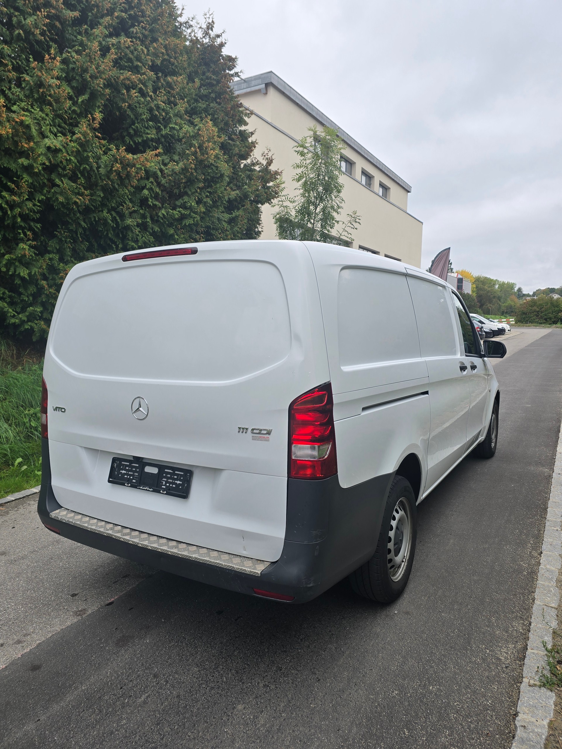 MERCEDES-BENZ Vito 111 CDI L Euro 5-image-5
