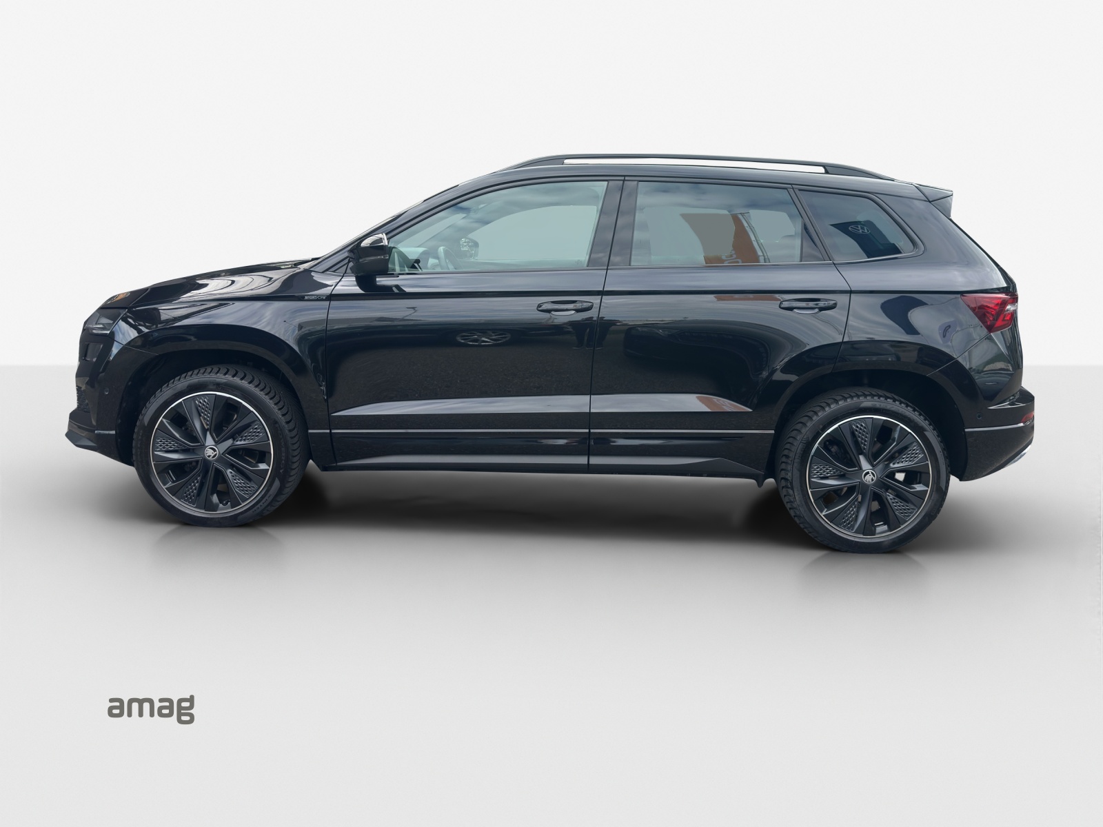 SKODA Karoq 1.5 TSI SportLine DSG-image-1