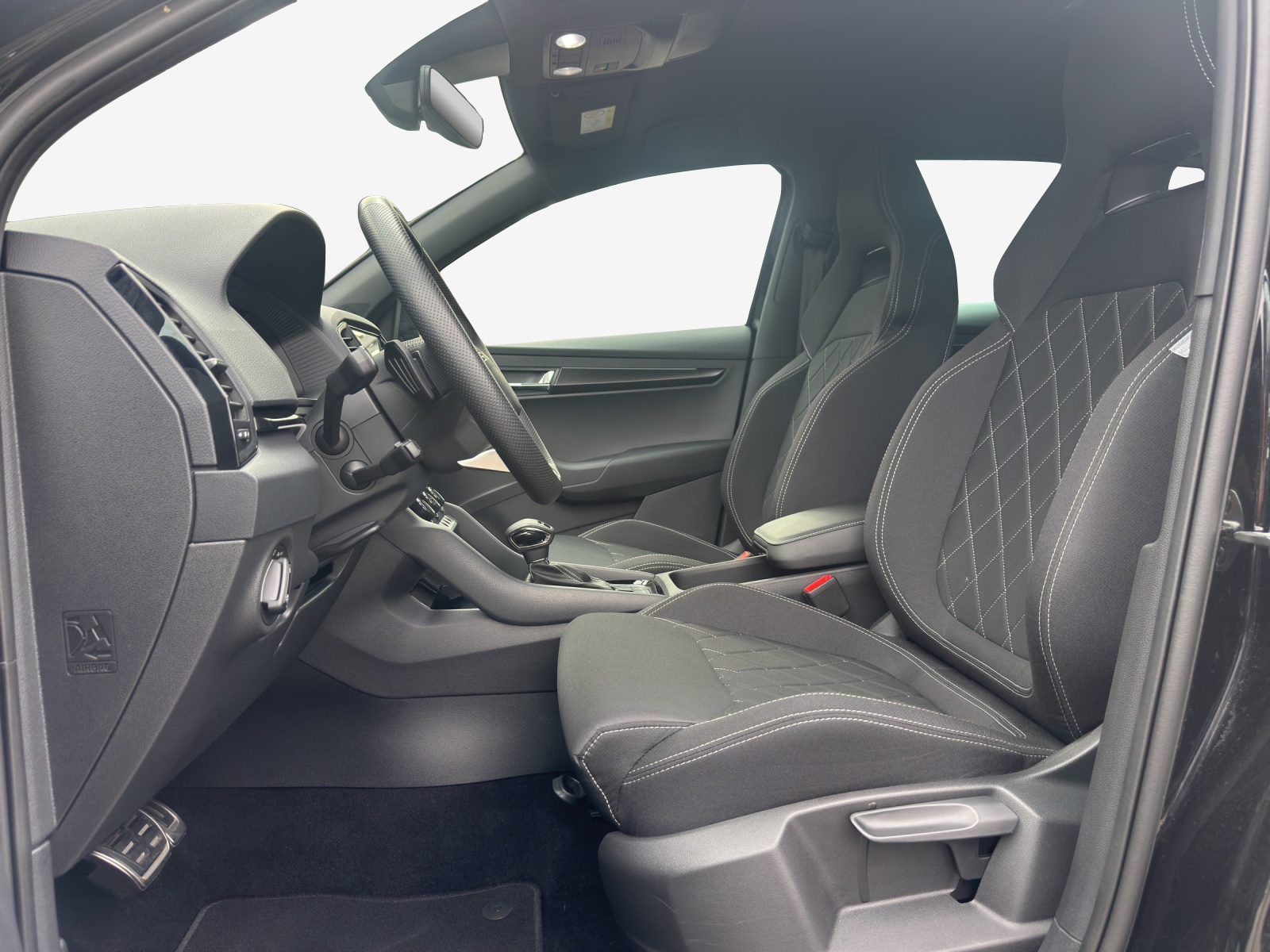 SKODA Karoq 1.5 TSI SportLine DSG-image-7