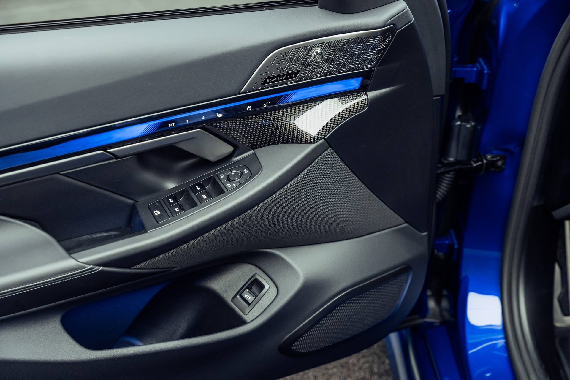 BMW M5 xDrive Touring dÄHLer-image-10