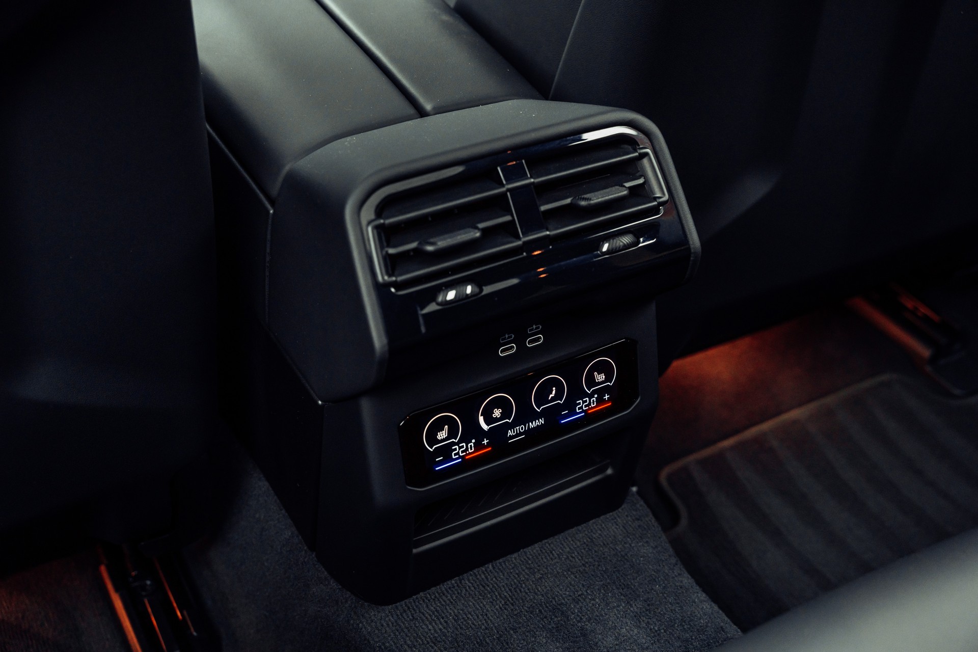 BMW M5 xDrive Touring dÄHLer-image-12