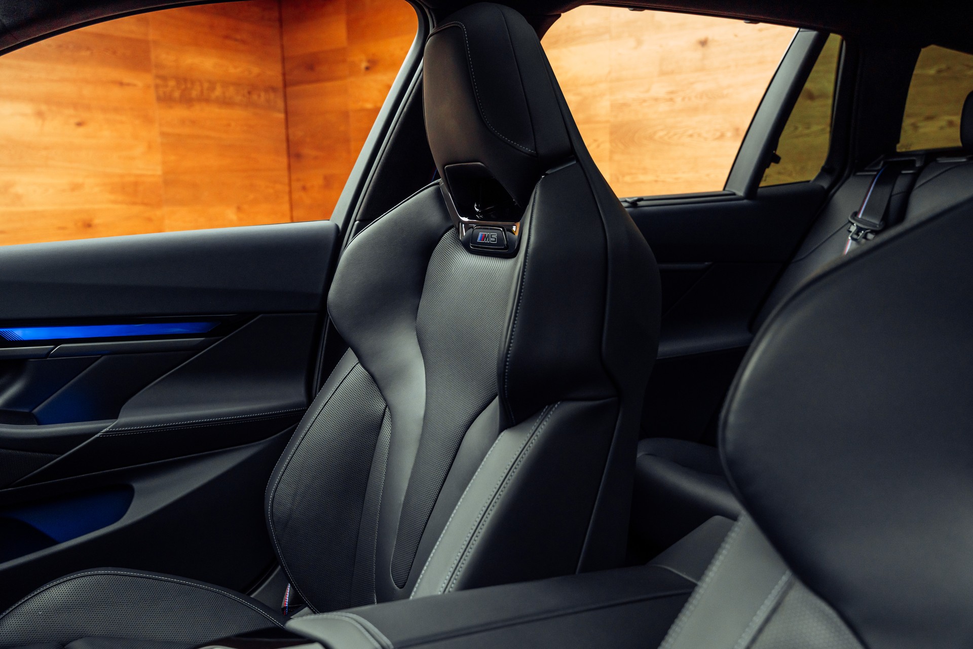 BMW M5 xDrive Touring dÄHLer-image-5