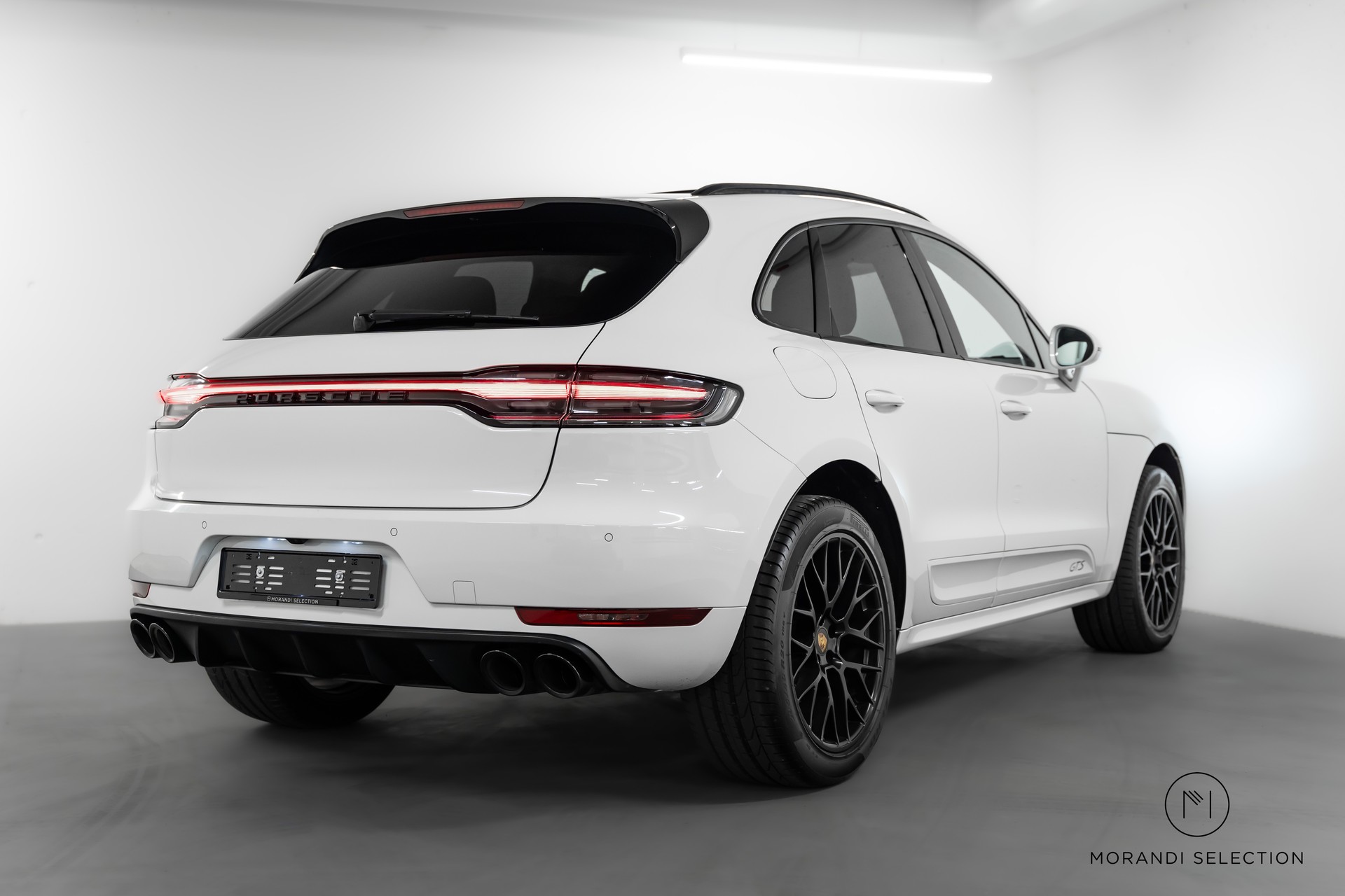 PORSCHE Macan 2.9 V6 GTS-image-2