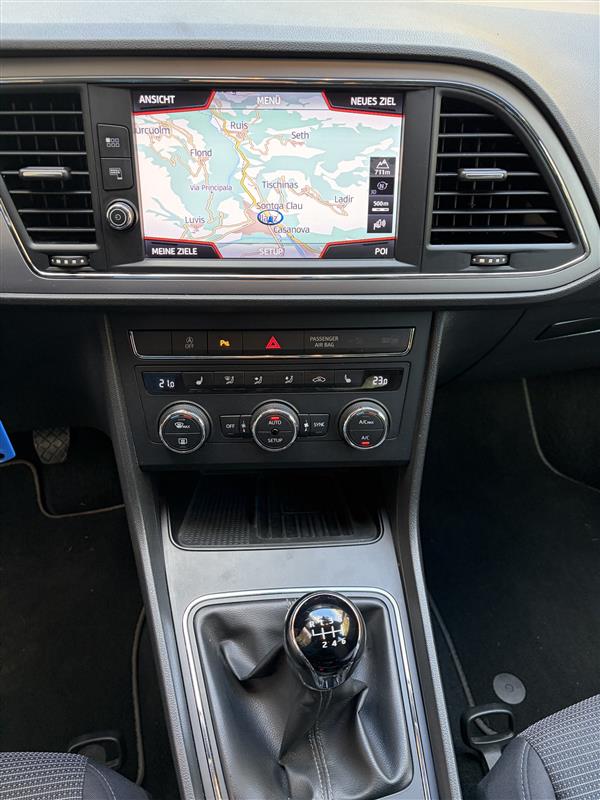 SEAT Leon ST 1.6 TDI CR Style 4Drive-image-12