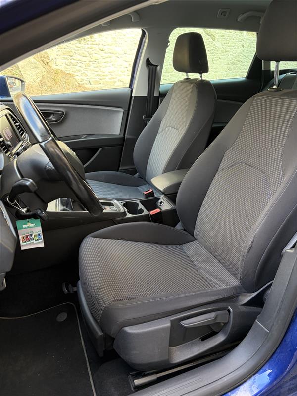 SEAT Leon ST 1.6 TDI CR Style 4Drive-image-9