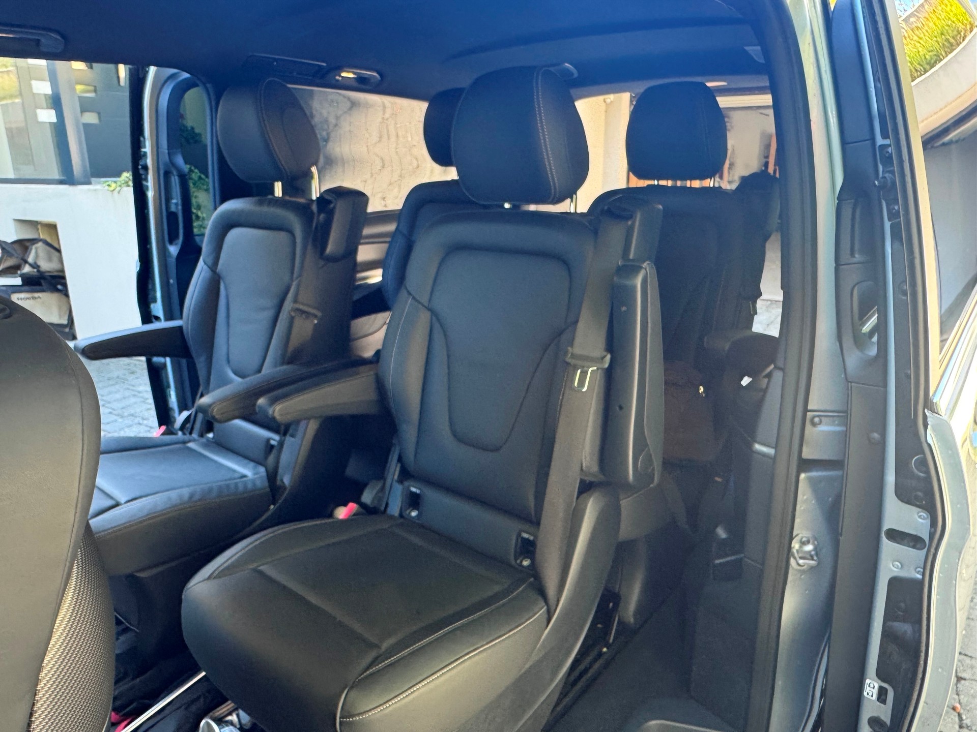 MERCEDES-BENZ V 300 D Exclusive EL AWD-image-6