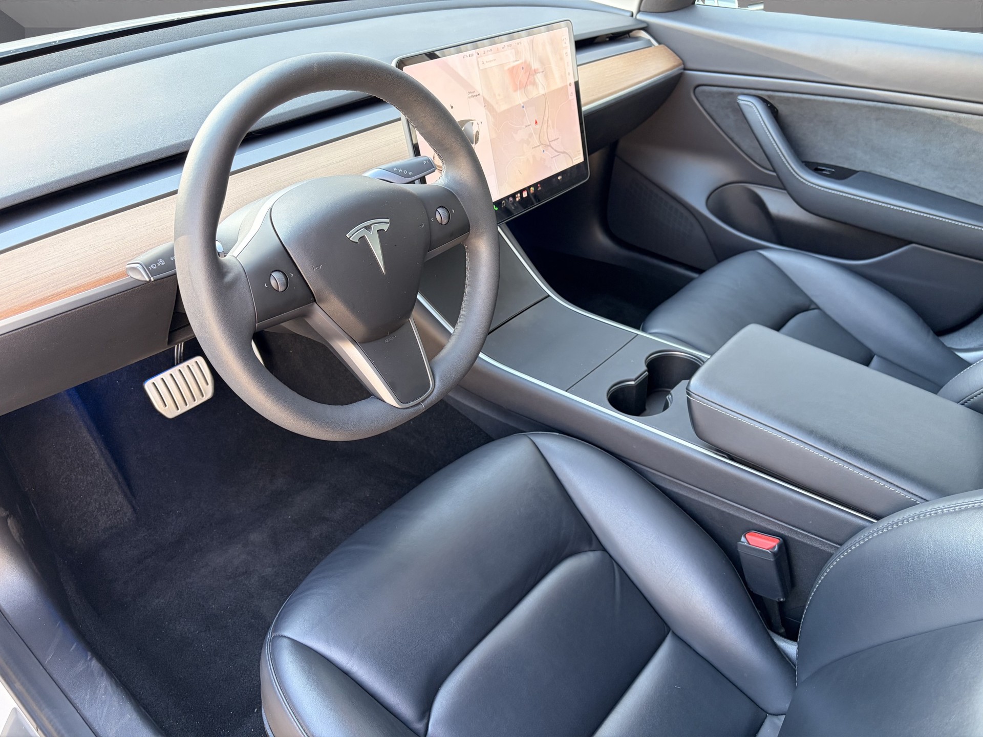 TESLA Model 3 Performance Dual Motor AWD (CH-Fahrzeug)-image-8