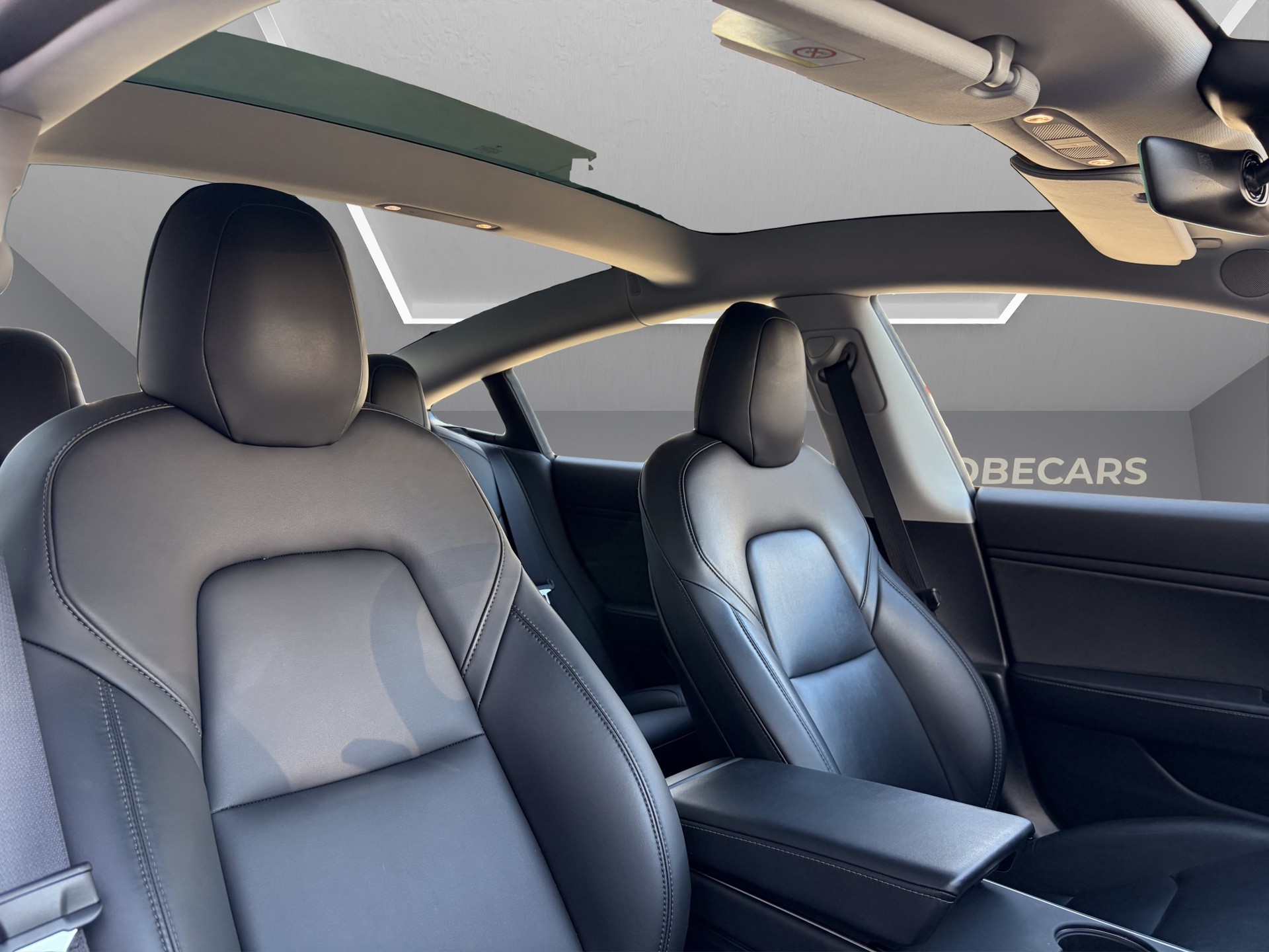TESLA Model 3 Performance Dual Motor AWD (CH-Fahrzeug)-image-9