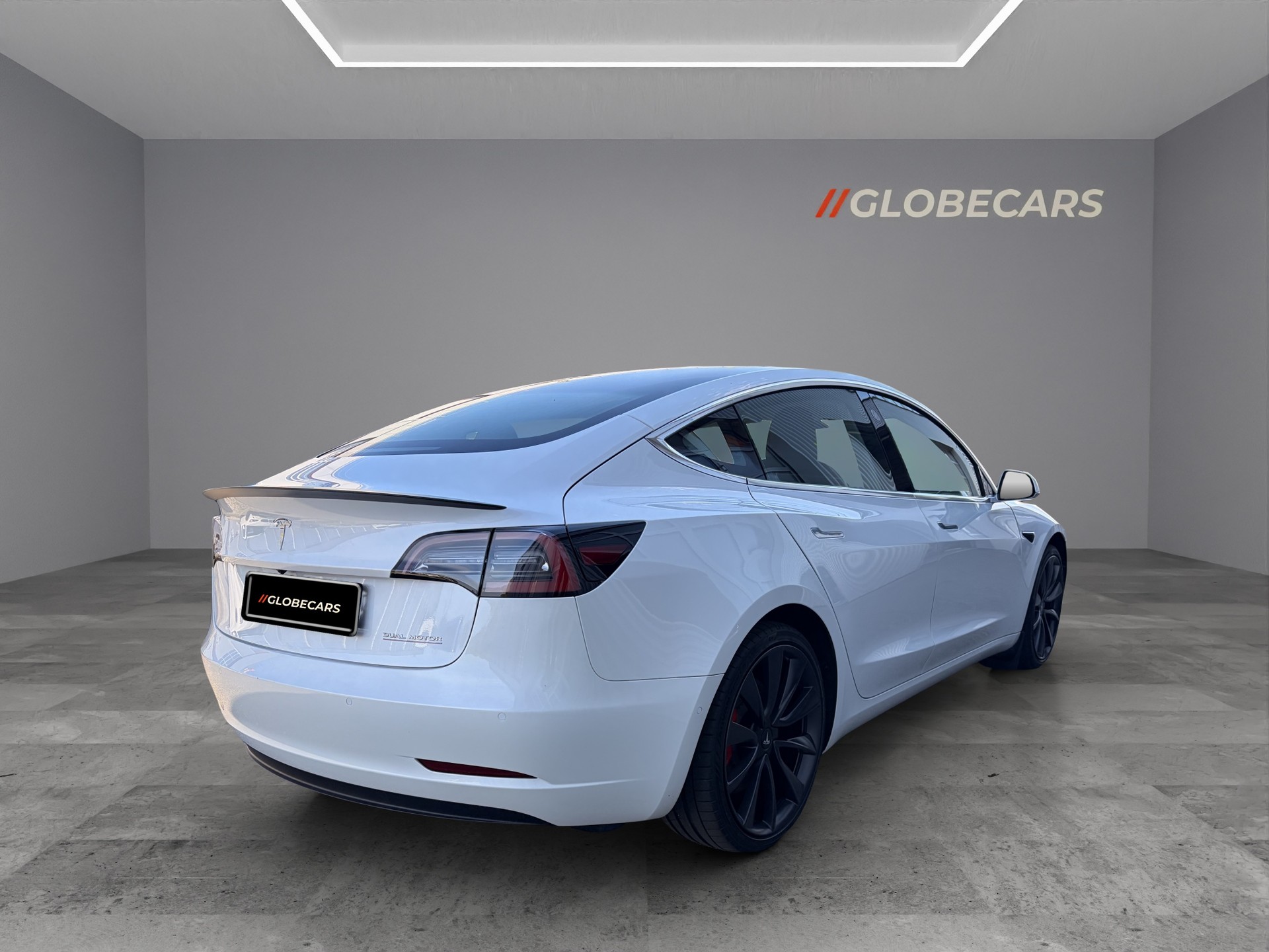 TESLA Model 3 Performance Dual Motor AWD (CH-Fahrzeug)-image-3
