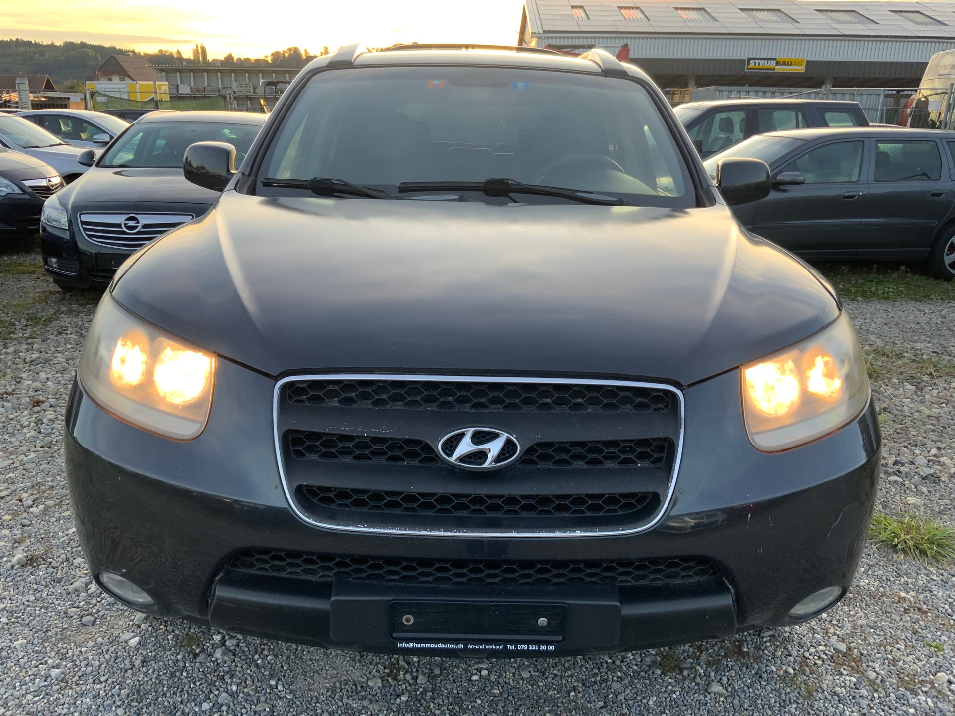 HYUNDAI Santa Fe 2.2 CRDi Premium 4WD Automatic-image-0