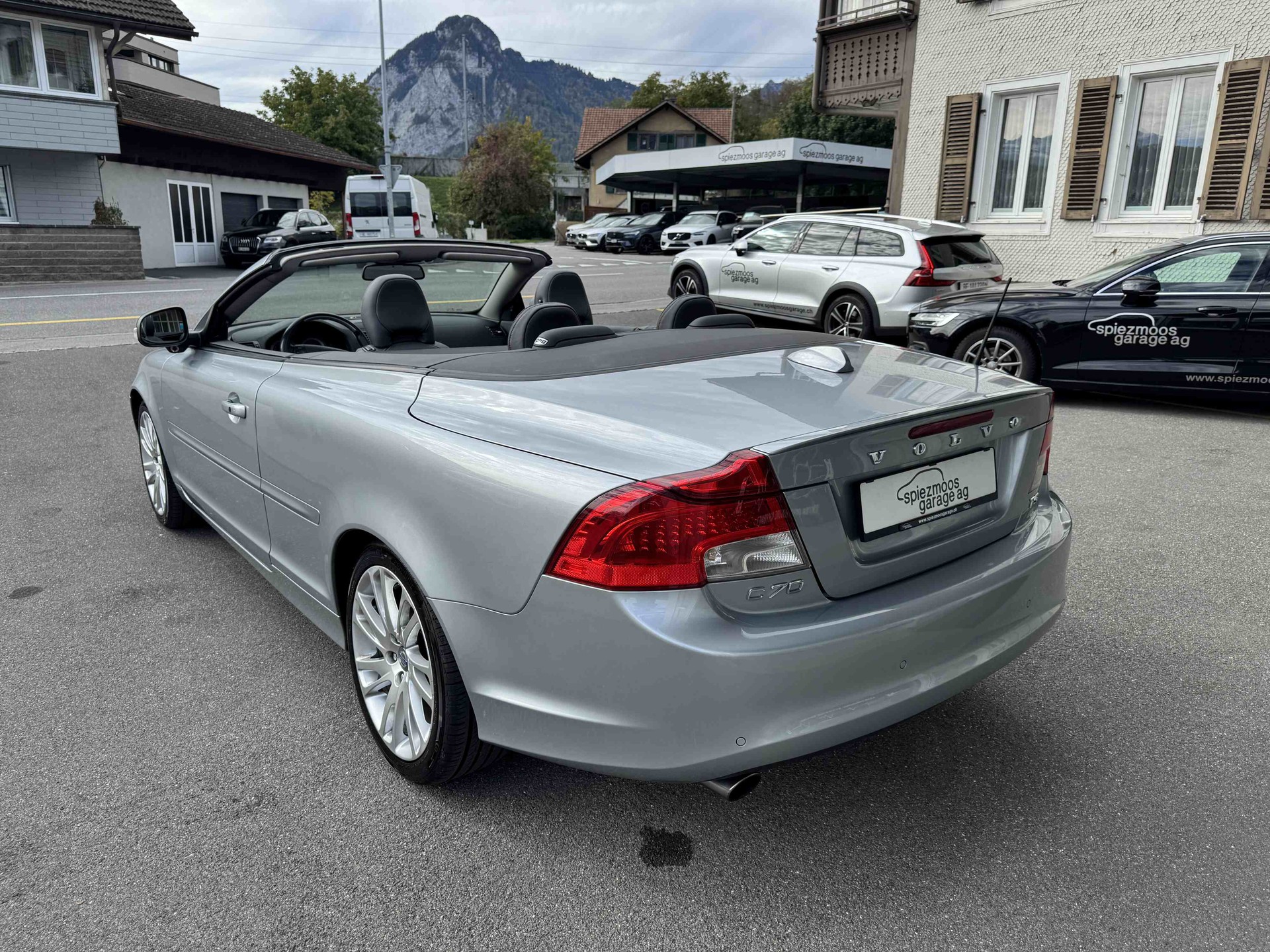 VOLVO C70 Cabriolet 2.5 20V T5 230 Summum-image-4