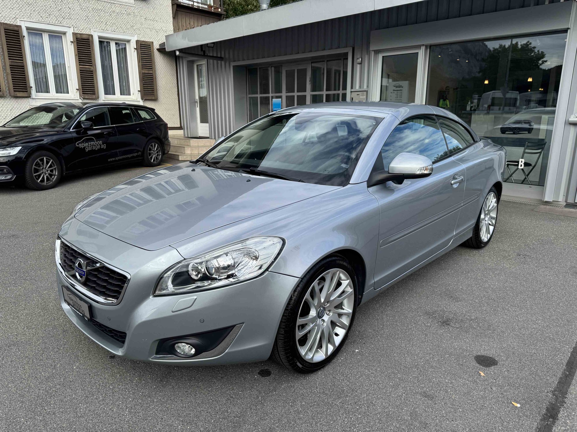 VOLVO C70 Cabriolet 2.5 20V T5 230 Summum-image-15