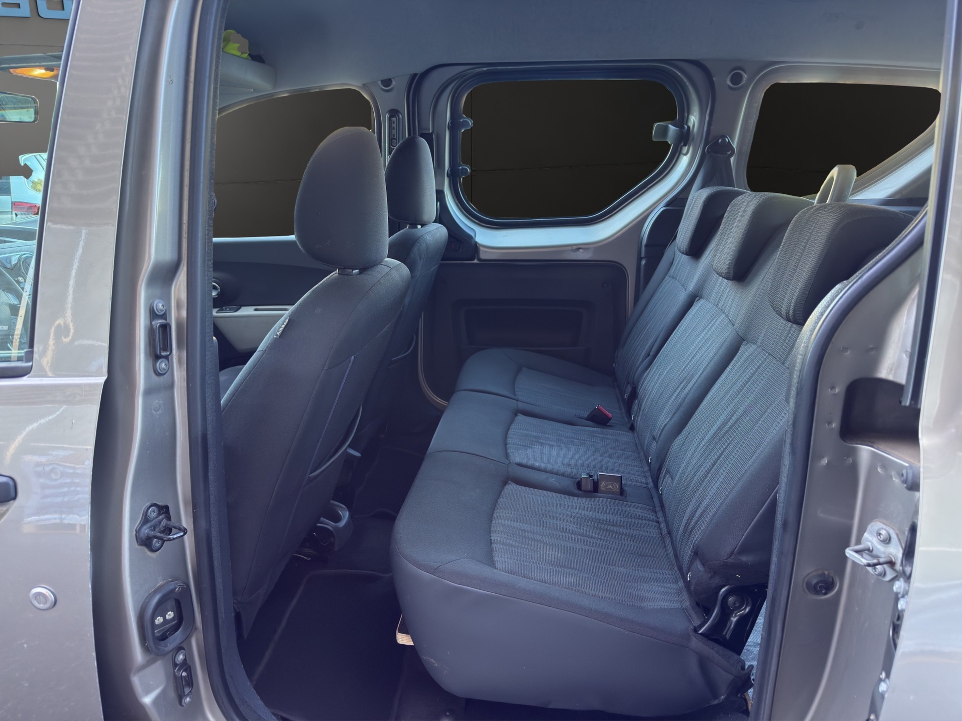 DACIA Dokker 1.2 T Ambiance-image-10