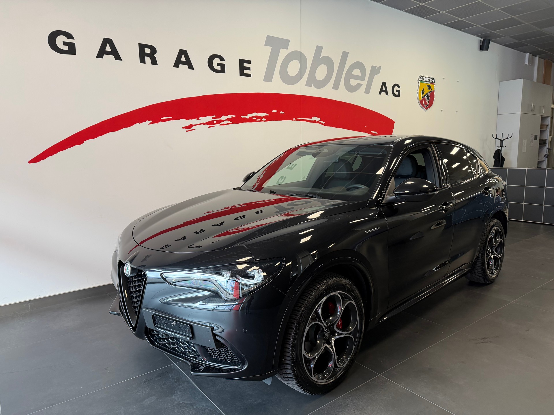 ALFA ROMEO Stelvio 2.2 JTDM Veloce Q4 AT8-image-1