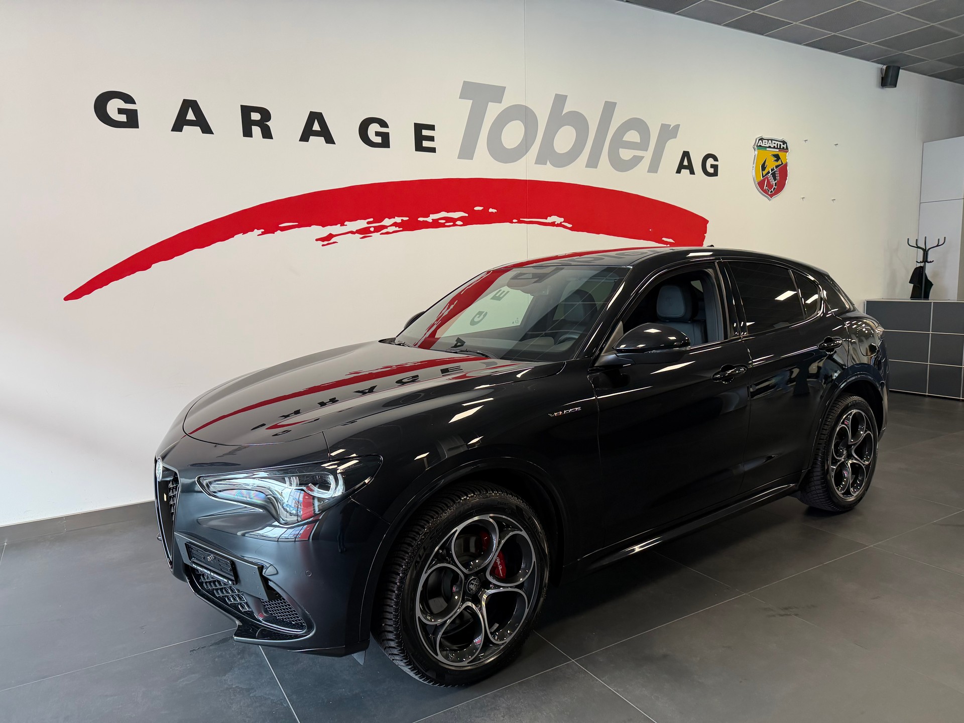 ALFA ROMEO Stelvio 2.2 JTDM Veloce Q4 AT8-image-2