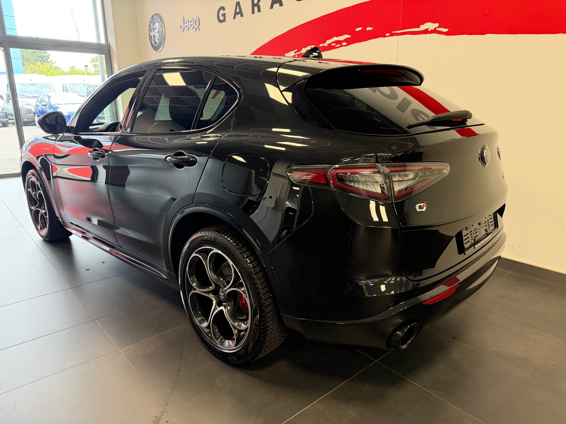 ALFA ROMEO Stelvio 2.2 JTDM Veloce Q4 AT8-image-15