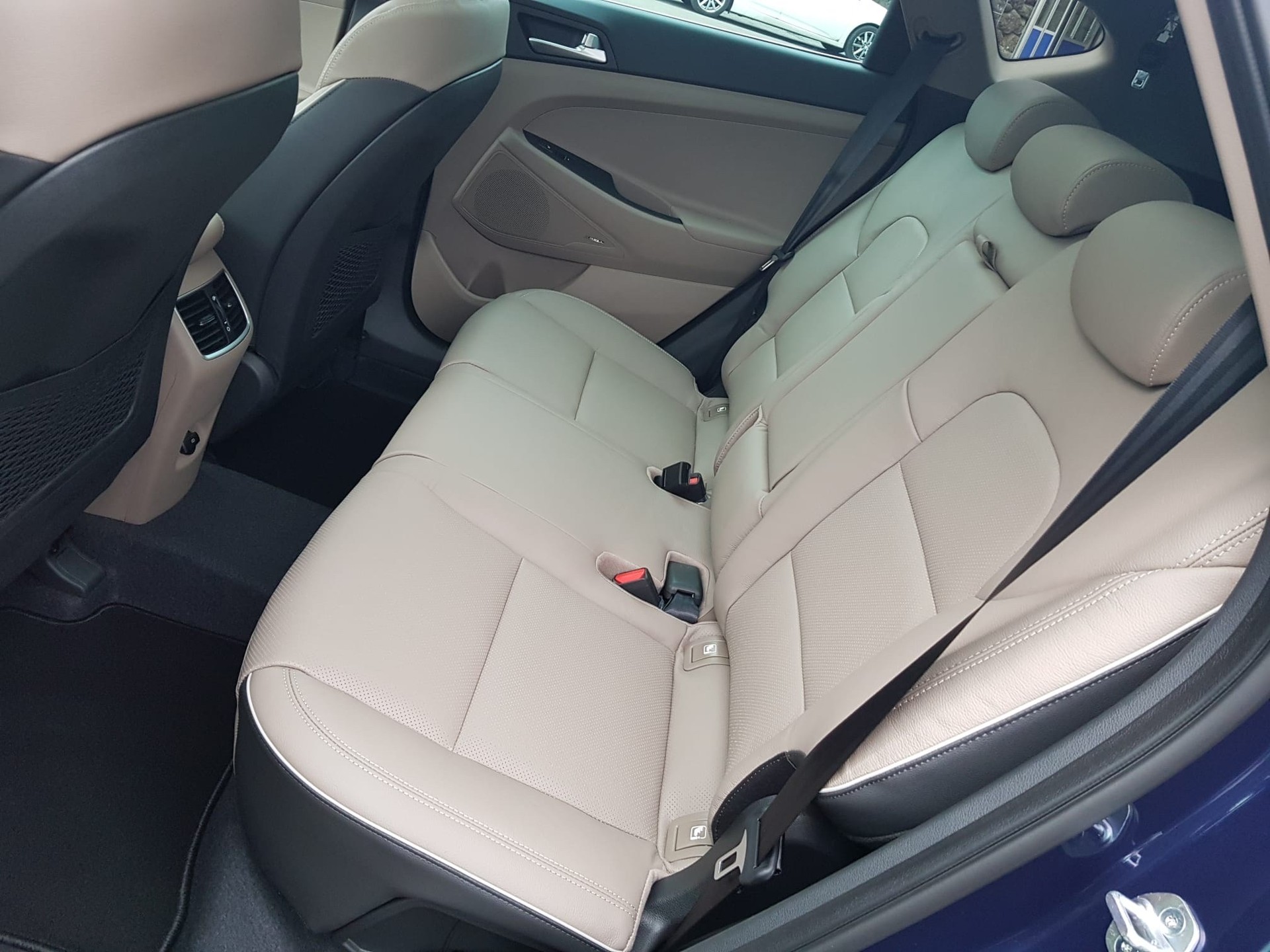 HYUNDAI Tucson 2.0 CRDI Vertex Mild Hybrid 4WD Automatic-image-8