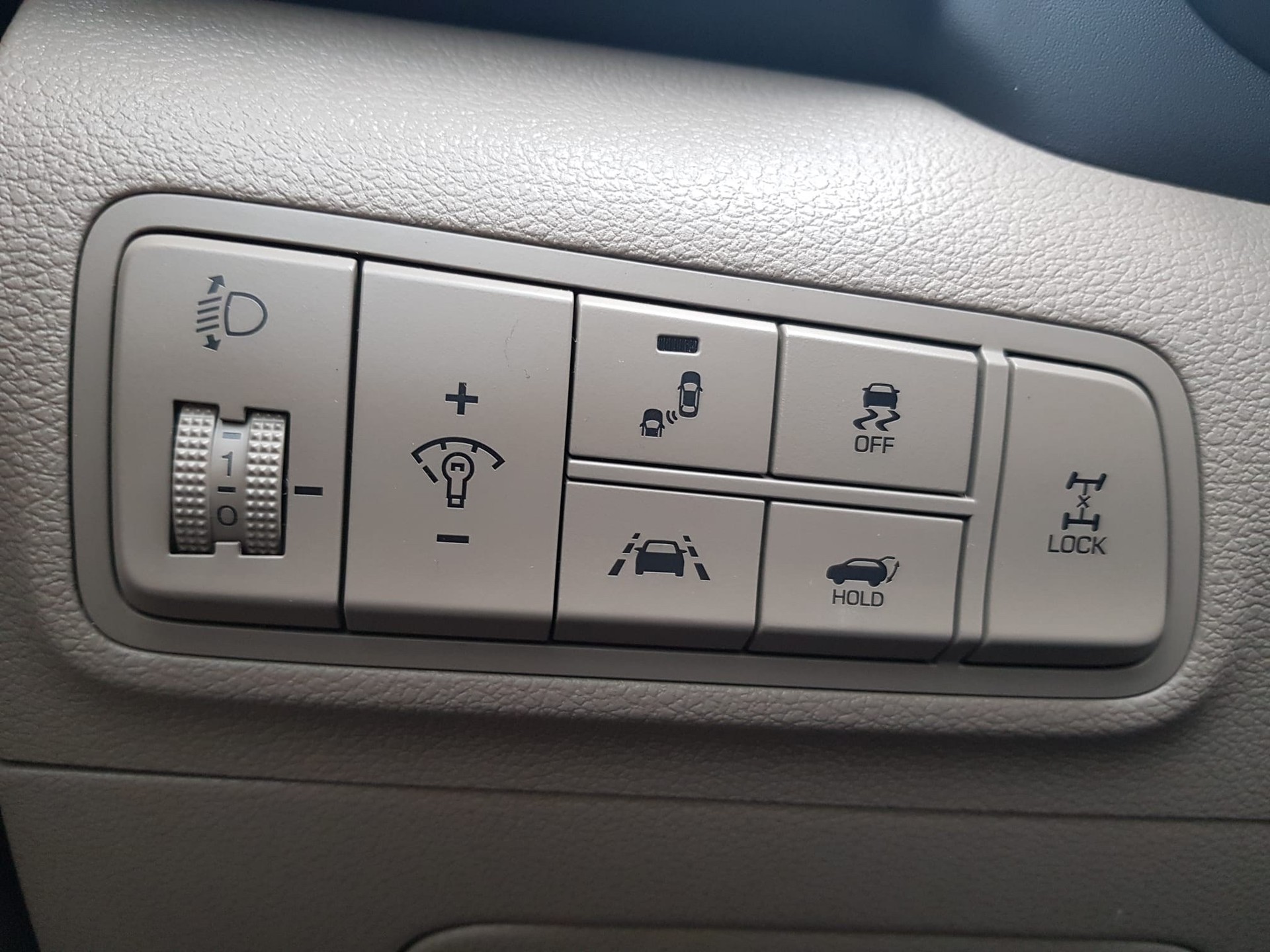 HYUNDAI Tucson 2.0 CRDI Vertex Mild Hybrid 4WD Automatic-image-7