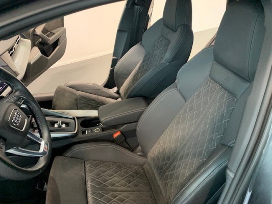 AUDI S3 SB 2.0 TFSI quattro-image-10