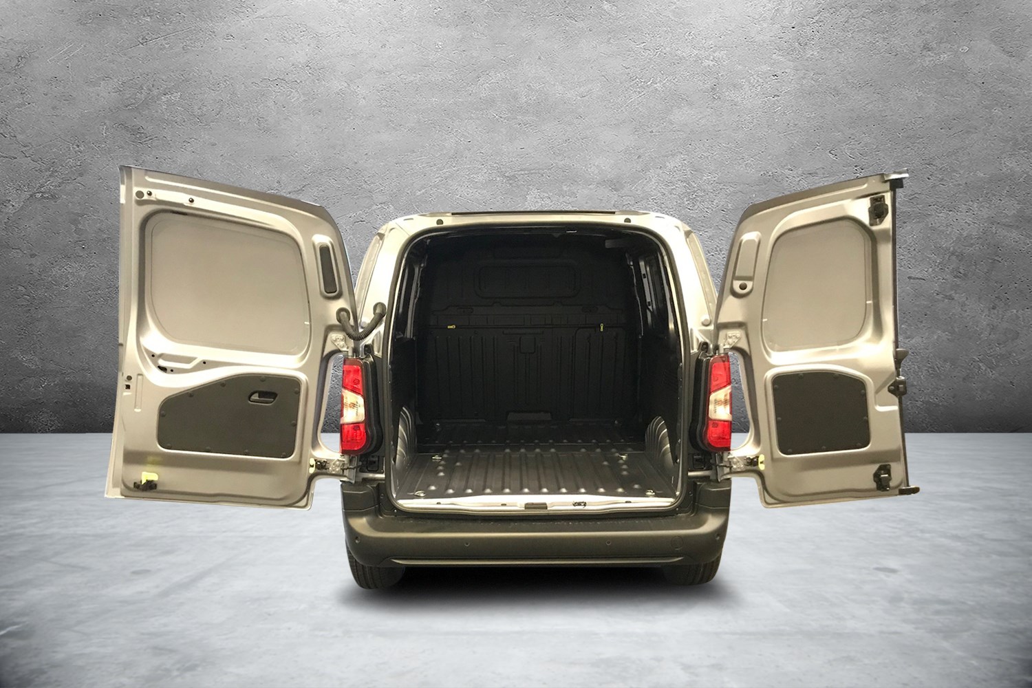 FIAT E-Doblo L1 50kWh 800kg Pro-image-5