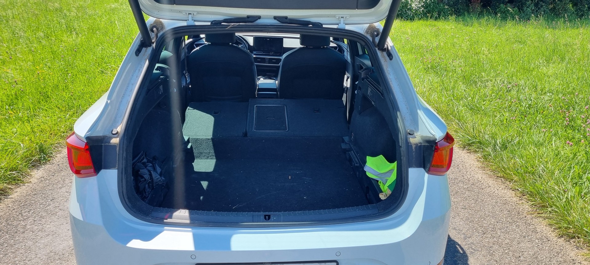 SEAT Leon ST 1.5 eTSI DSG 150 FR-image-6