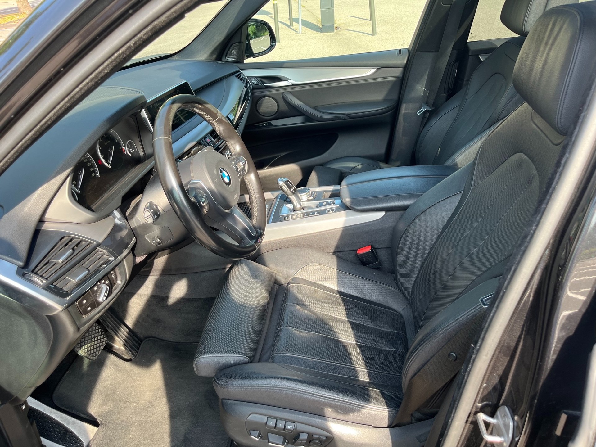 BMW X5 xDrive 40e iPerformance Steptronic-image-17