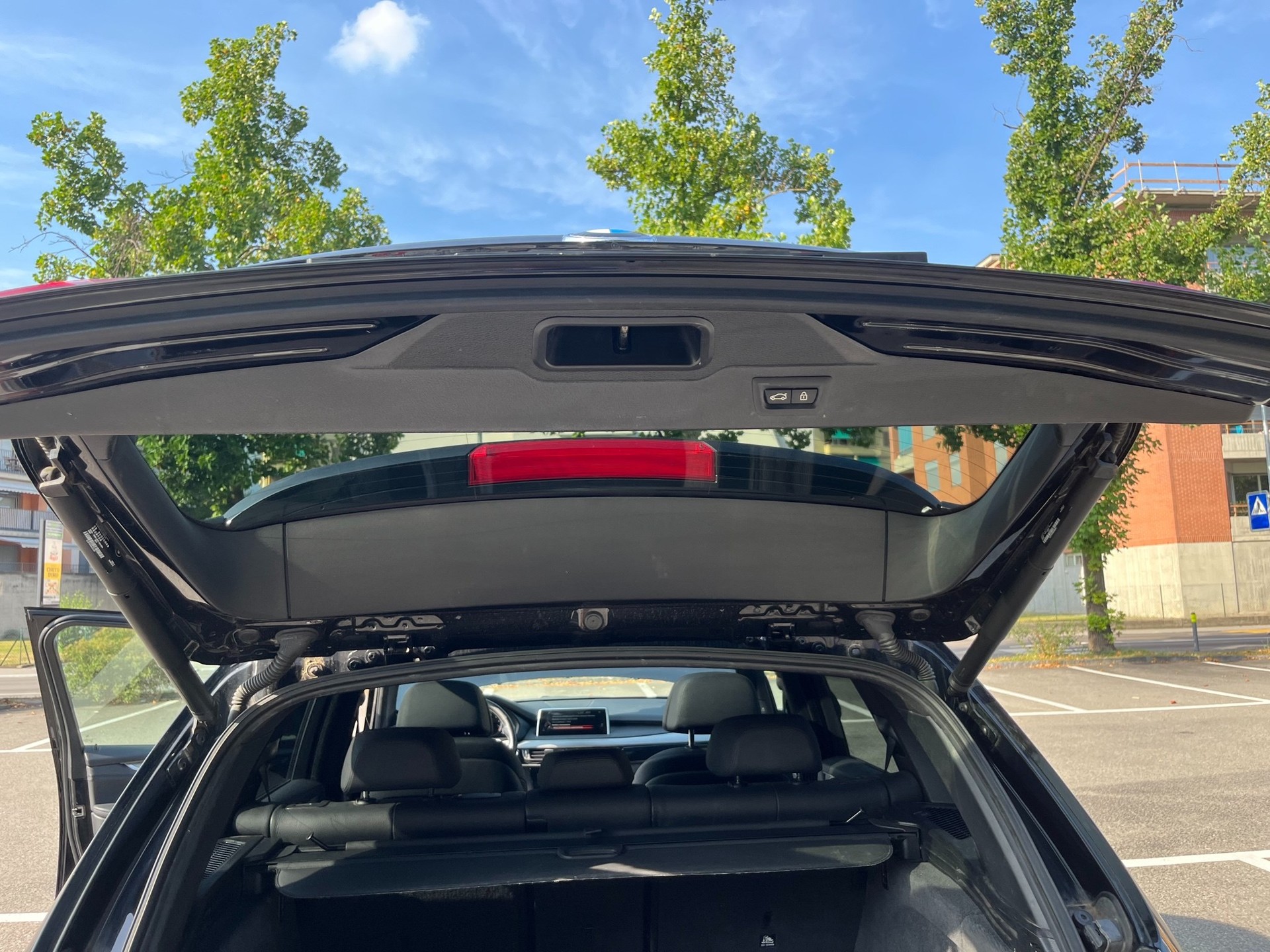 BMW X5 xDrive 40e iPerformance Steptronic-image-8