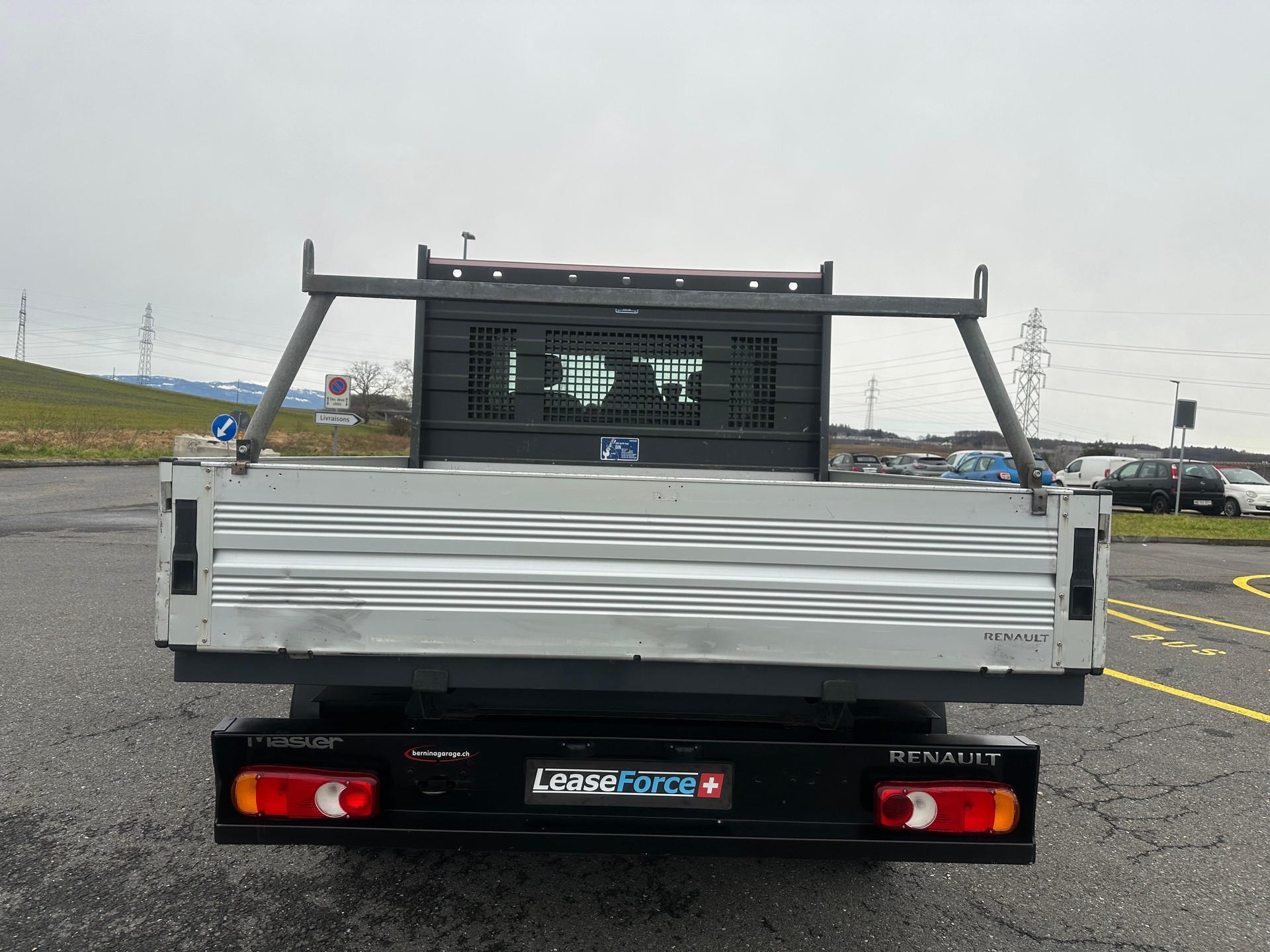 RENAULT Master T35 2.3dCi-image-1