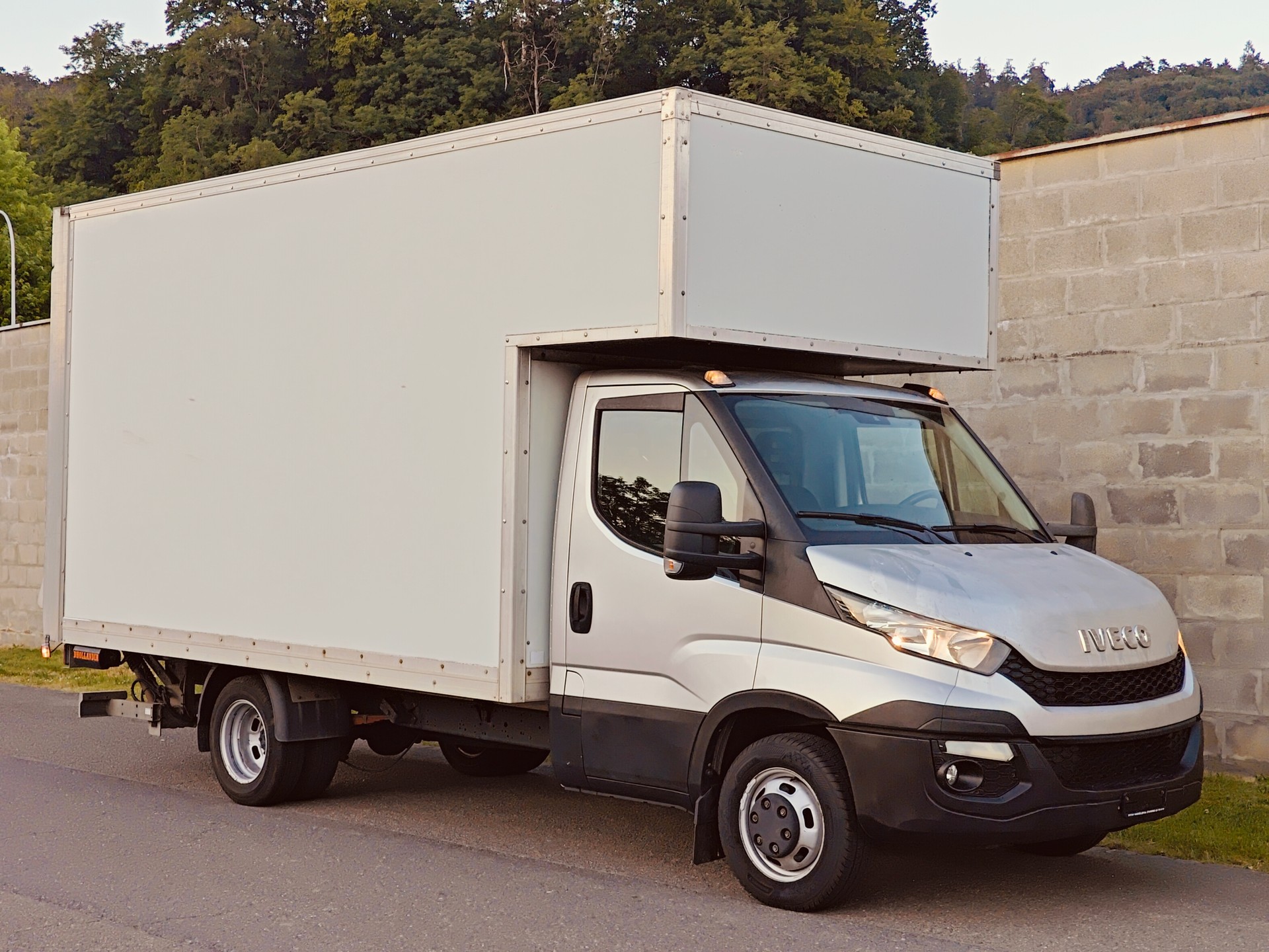 IVECO 35C15 - Klima - Tempomat - Hebebühne-image-1