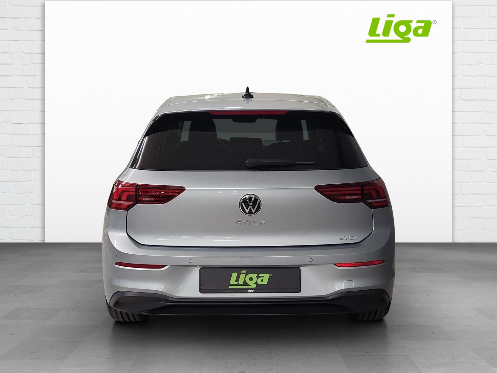VW Golf VIII 1.5 eTSI United DSG-image-4