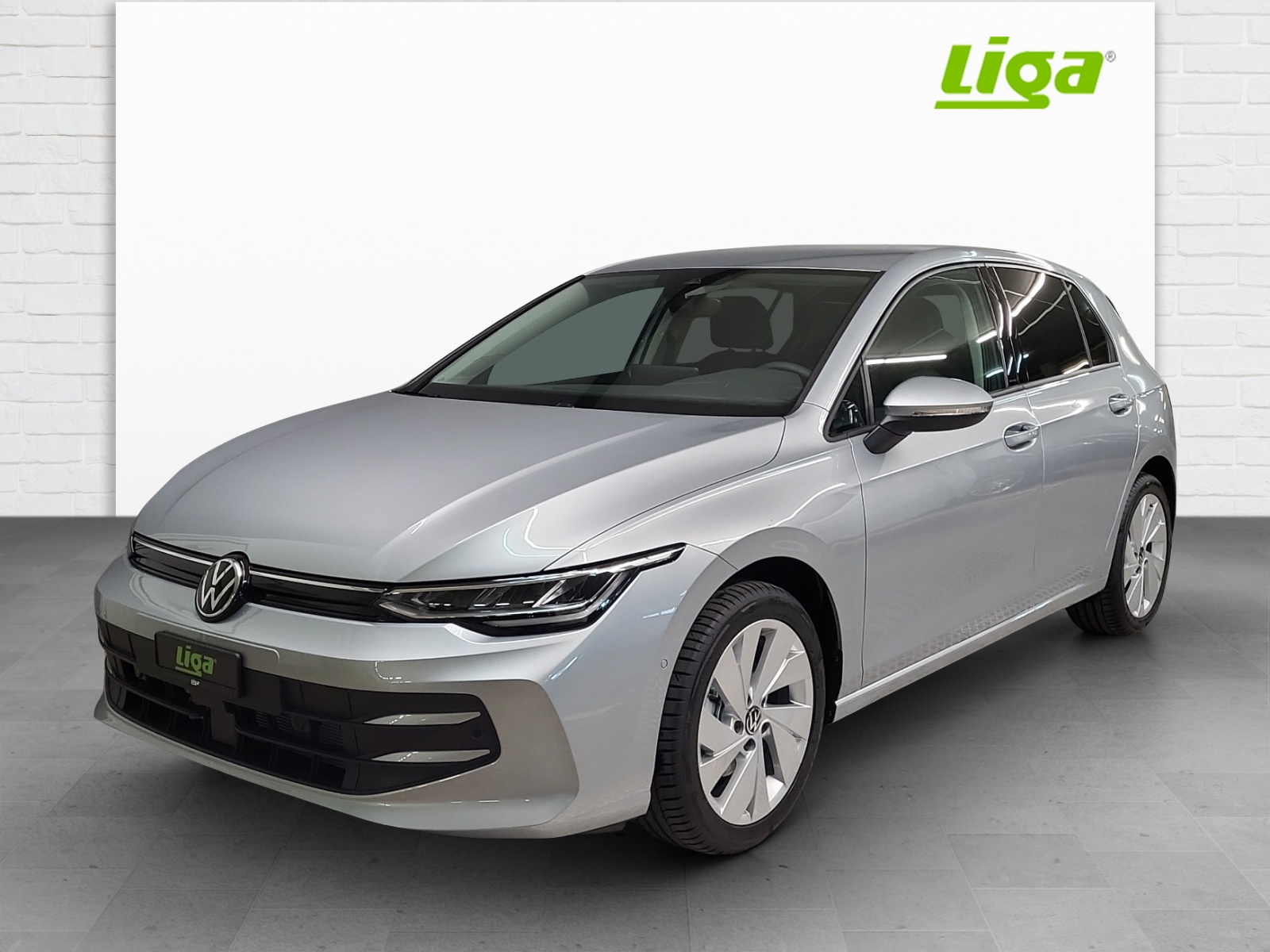 VW Golf VIII 1.5 eTSI United DSG-image-1