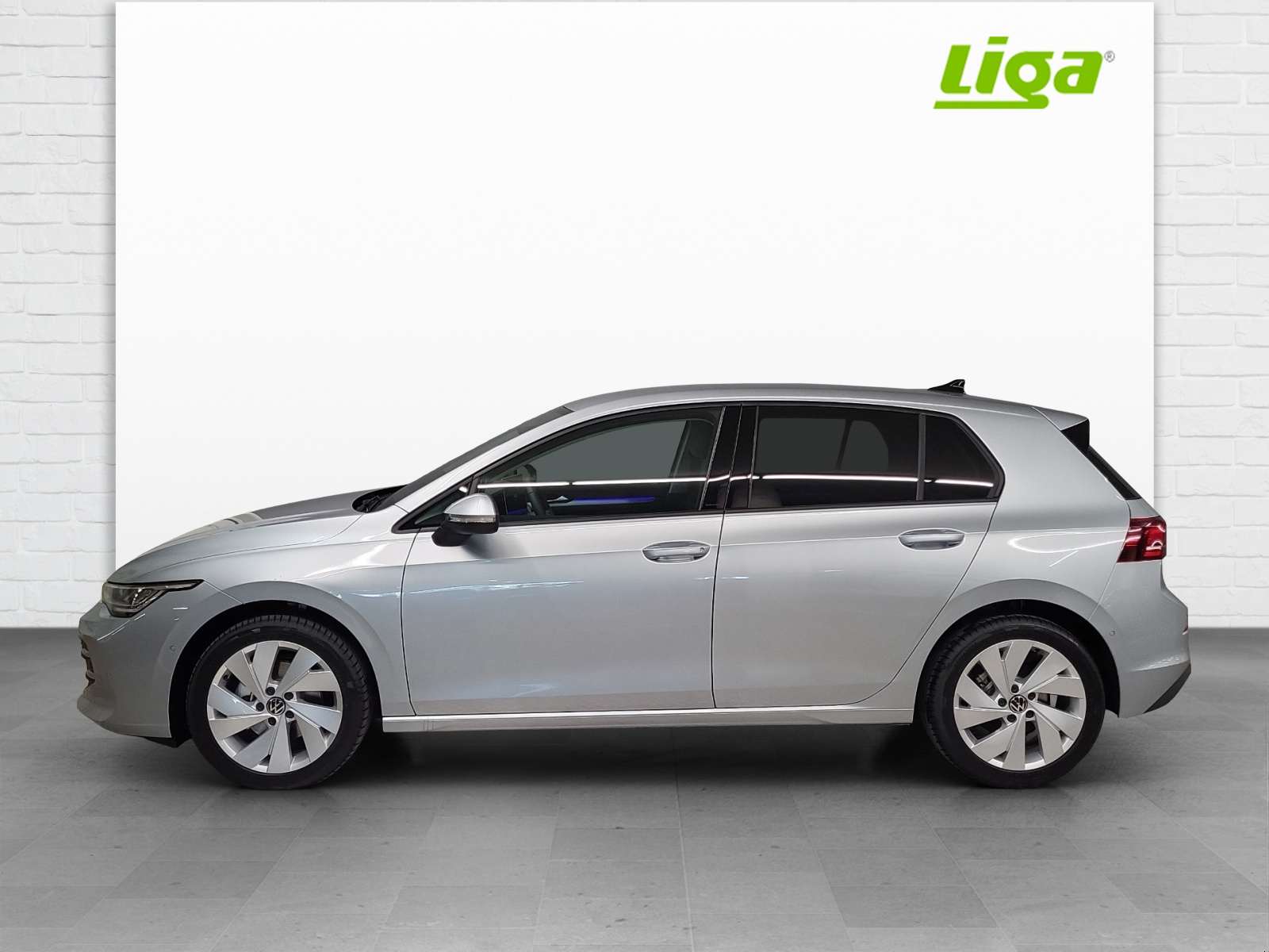 VW Golf VIII 1.5 eTSI United DSG-image-0