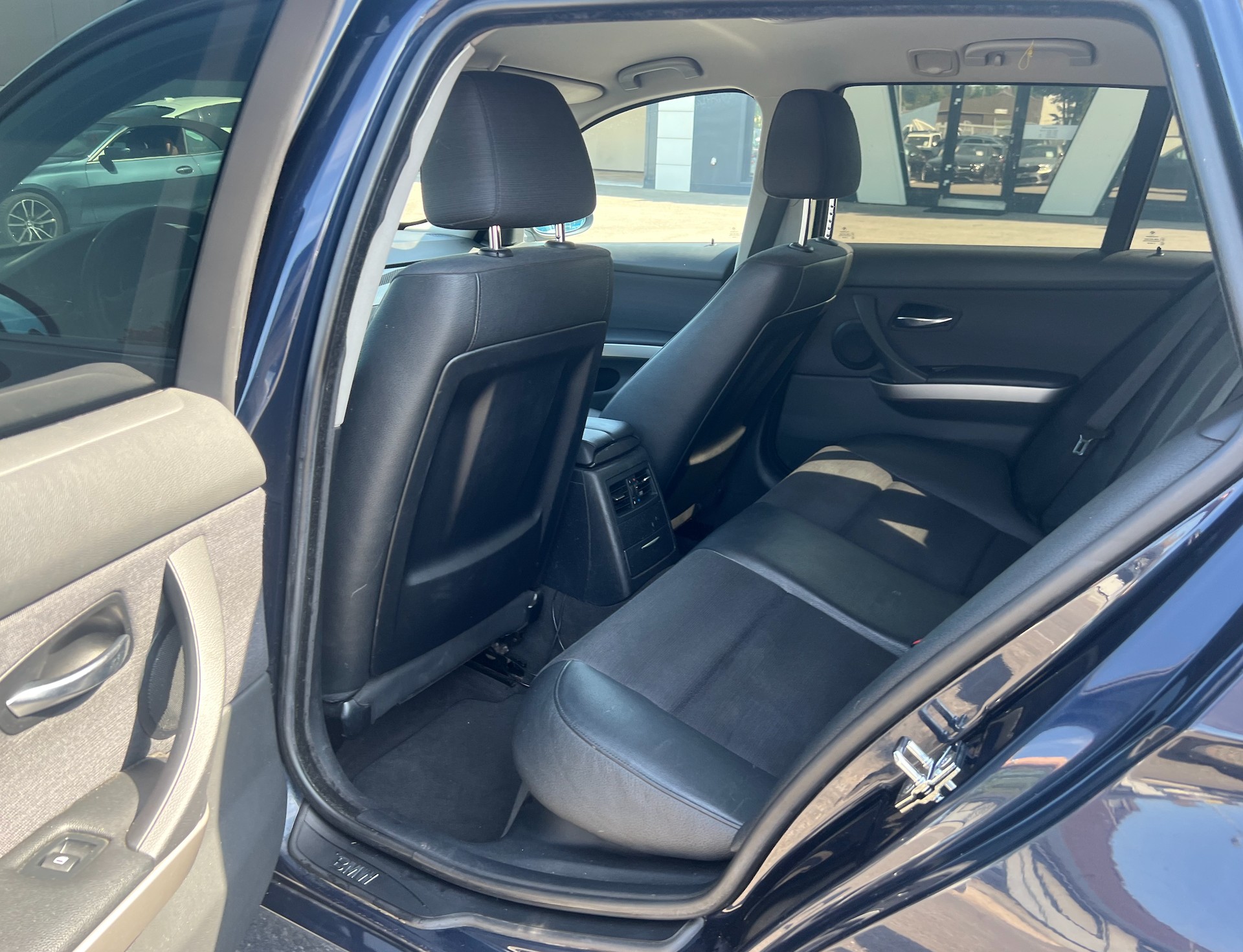 BMW 320i Touring *Ab MFK*-image-6