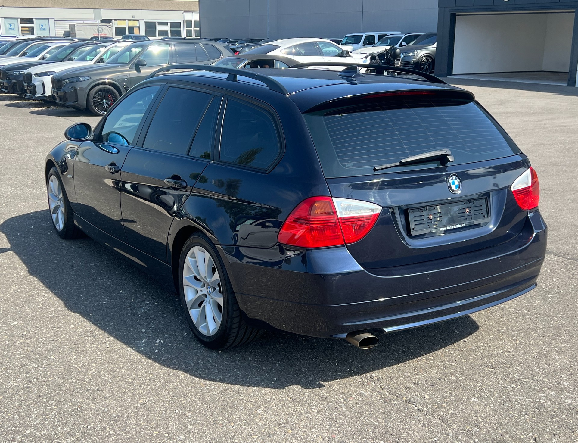 BMW 320i Touring *Ab MFK*-image-2