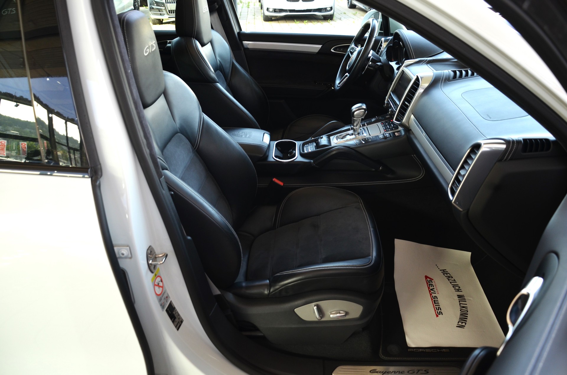 PORSCHE Cayenne GTS*Frisch ab MFK,1 Jahr oder 20'000km Garantie*-image-12
