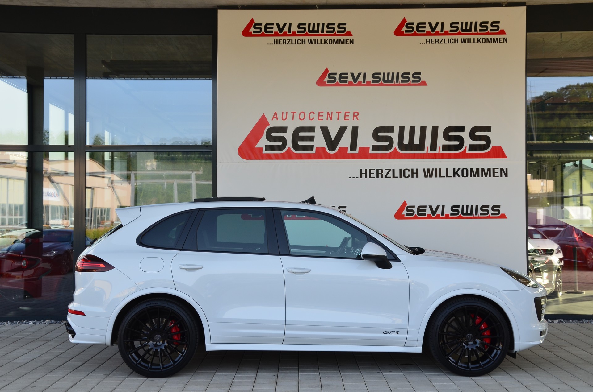 PORSCHE Cayenne GTS*Frisch ab MFK,1 Jahr oder 20'000km Garantie*-image-2